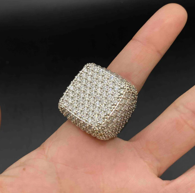 Iced out chain iced out ring top