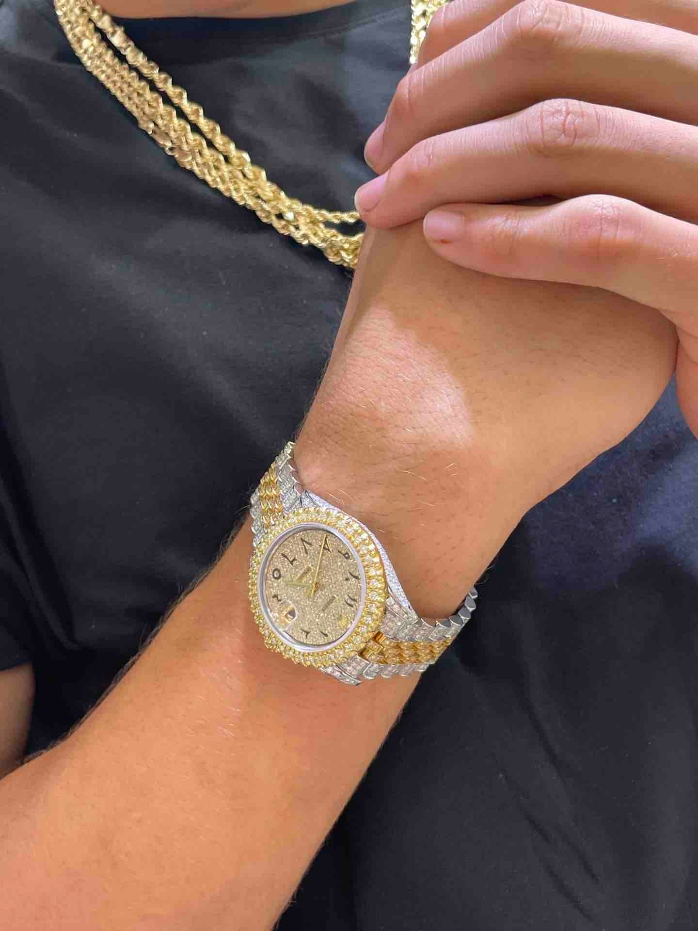 Men bust down Rolex