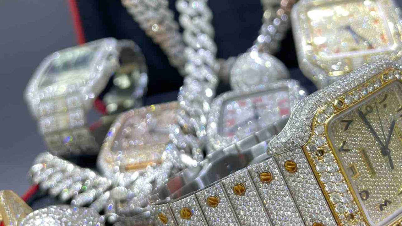 Embrace the Luxury of Silver Cuban Link Chains at RDP Miami Beach Jewelry
