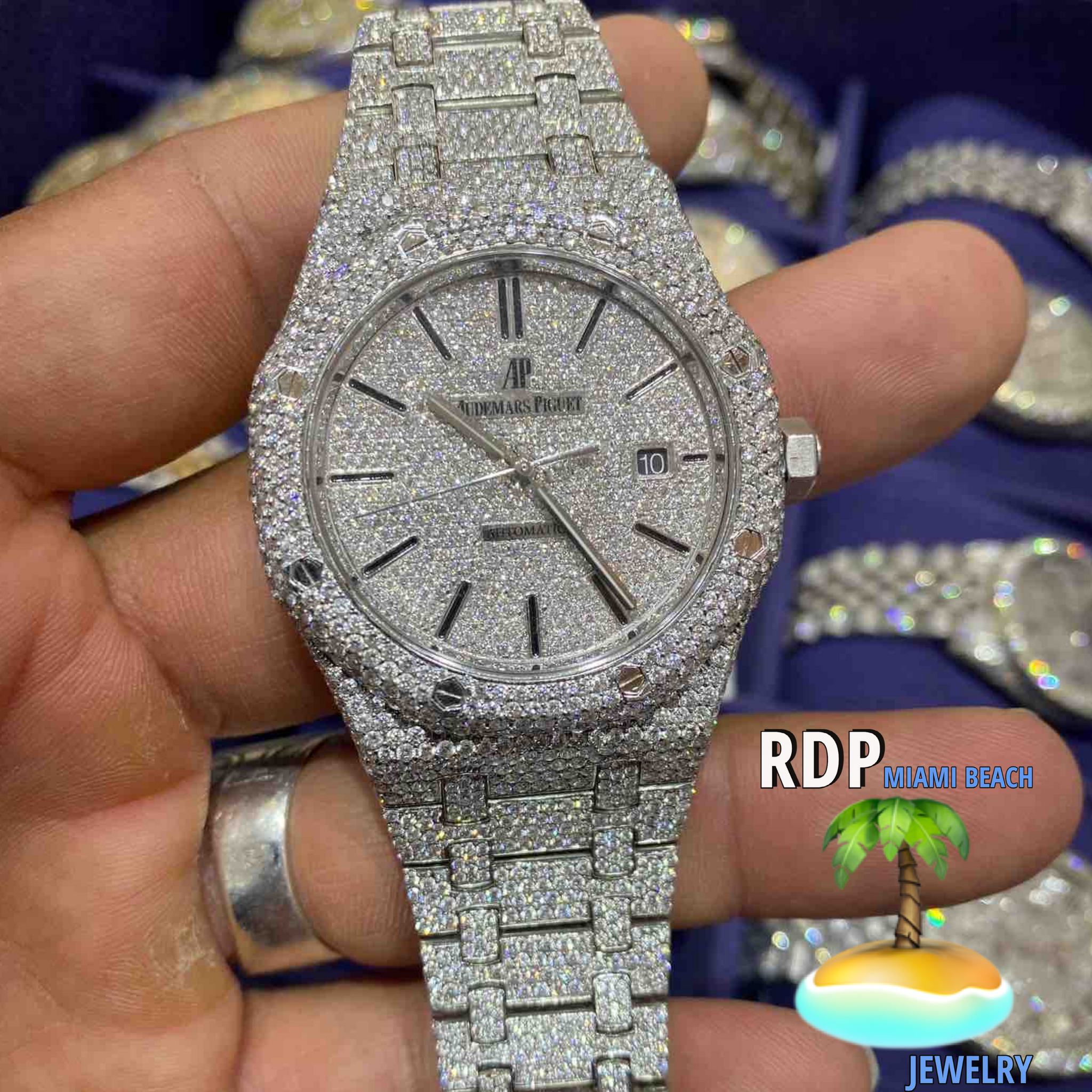 Two tone 2025 ap bust down