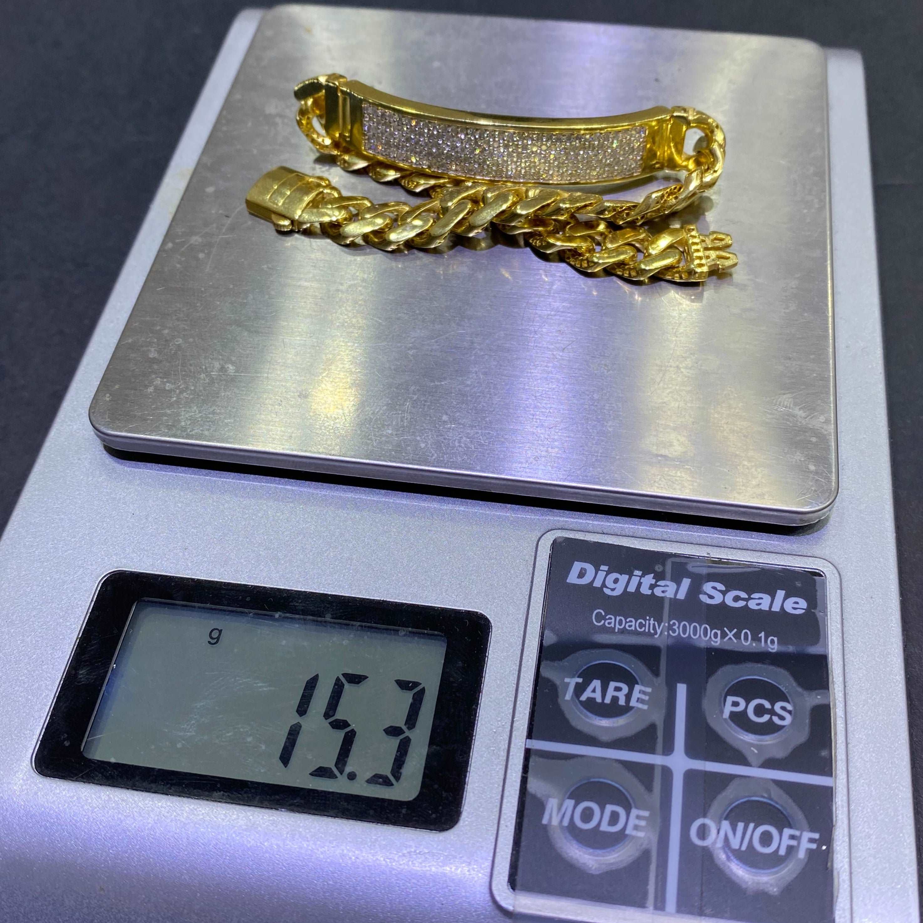 new cuban vs-1 , 4 carat .t.w.italian made 10k bracelet