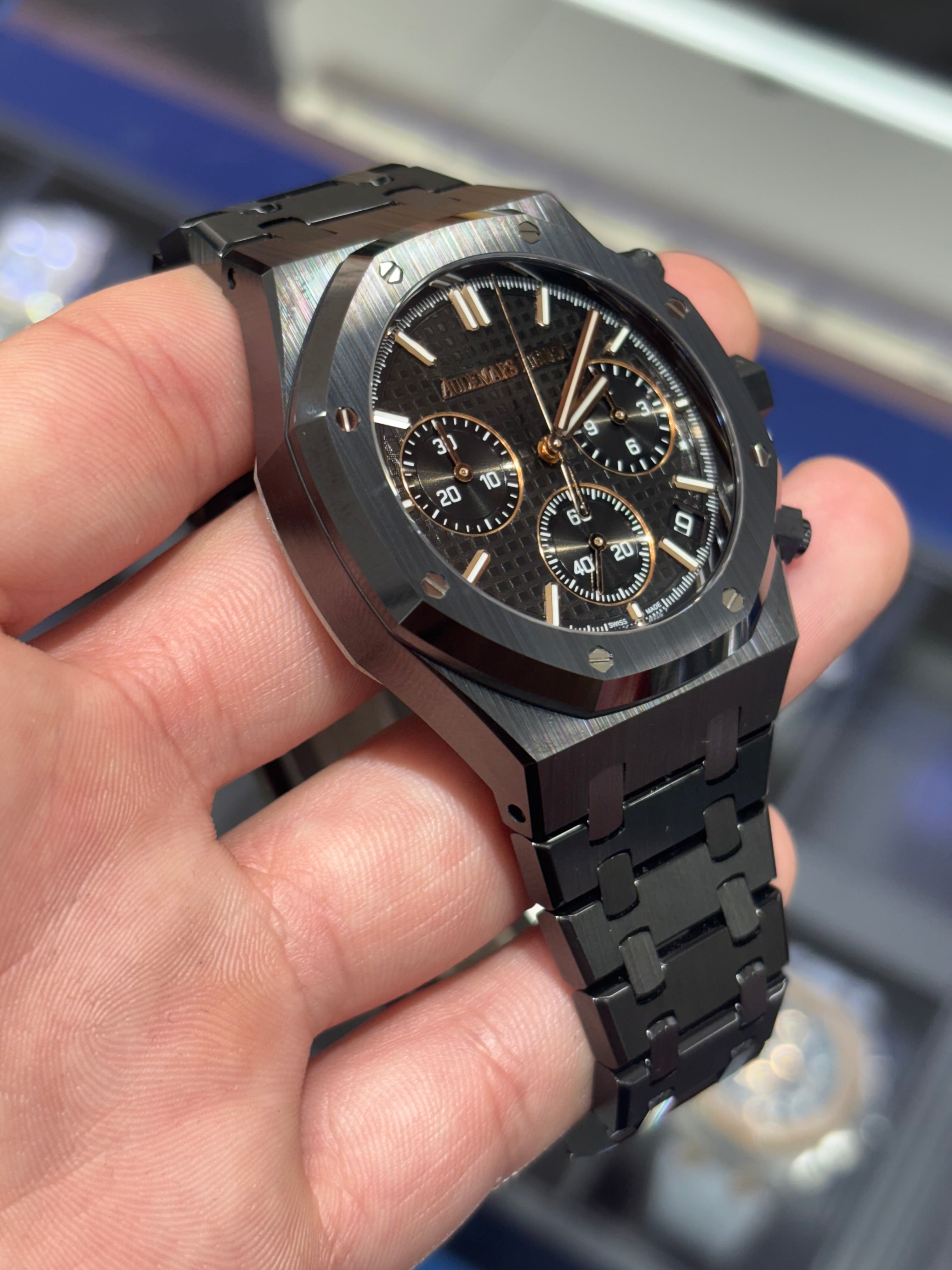AUDEMARS PIGUET ROYAL OAK | BLACK CERAMIC CHRONOGRAPH