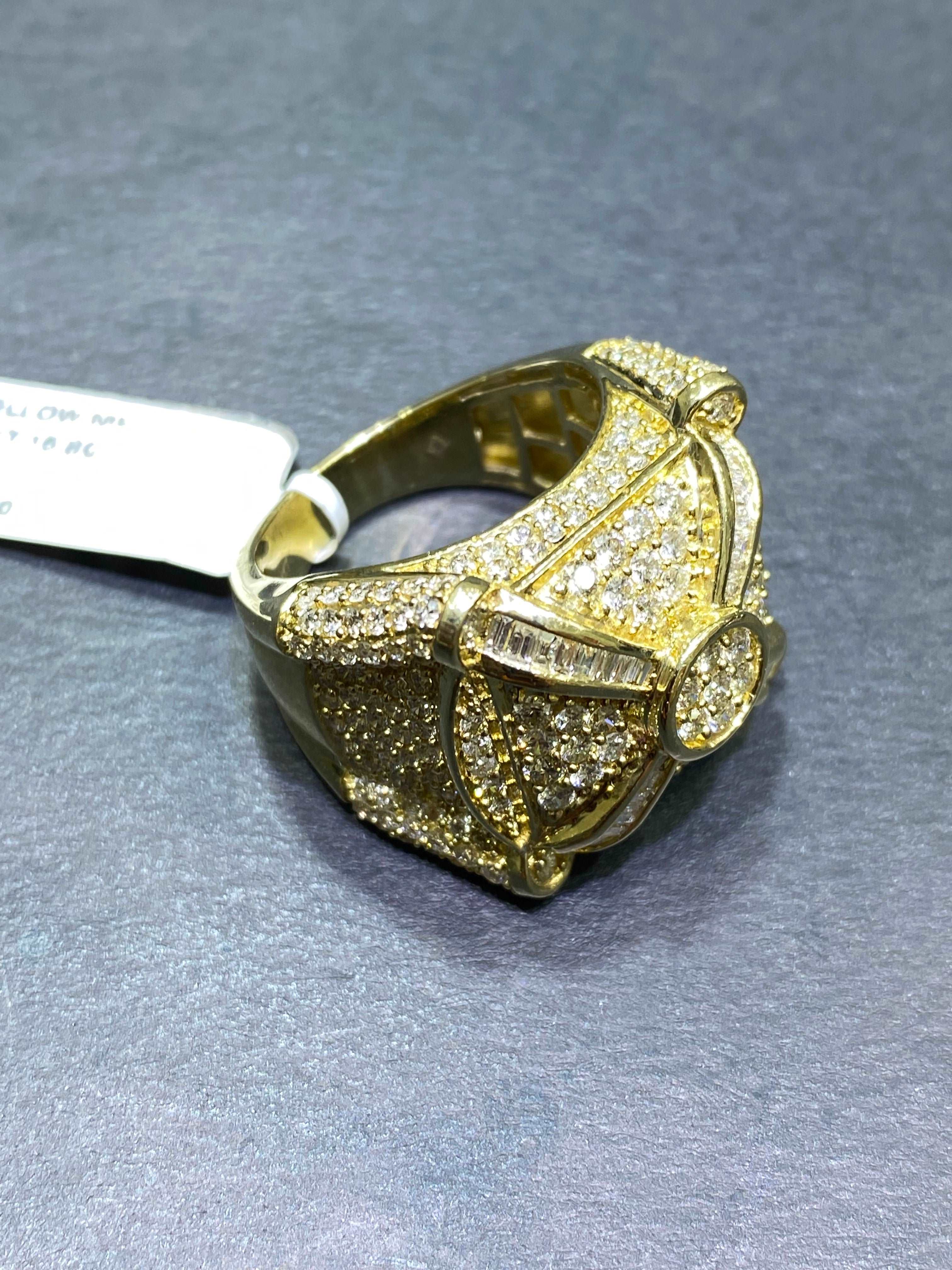 14k "big boy ring" baguette & round diamonds 5cts.t.w. vs1