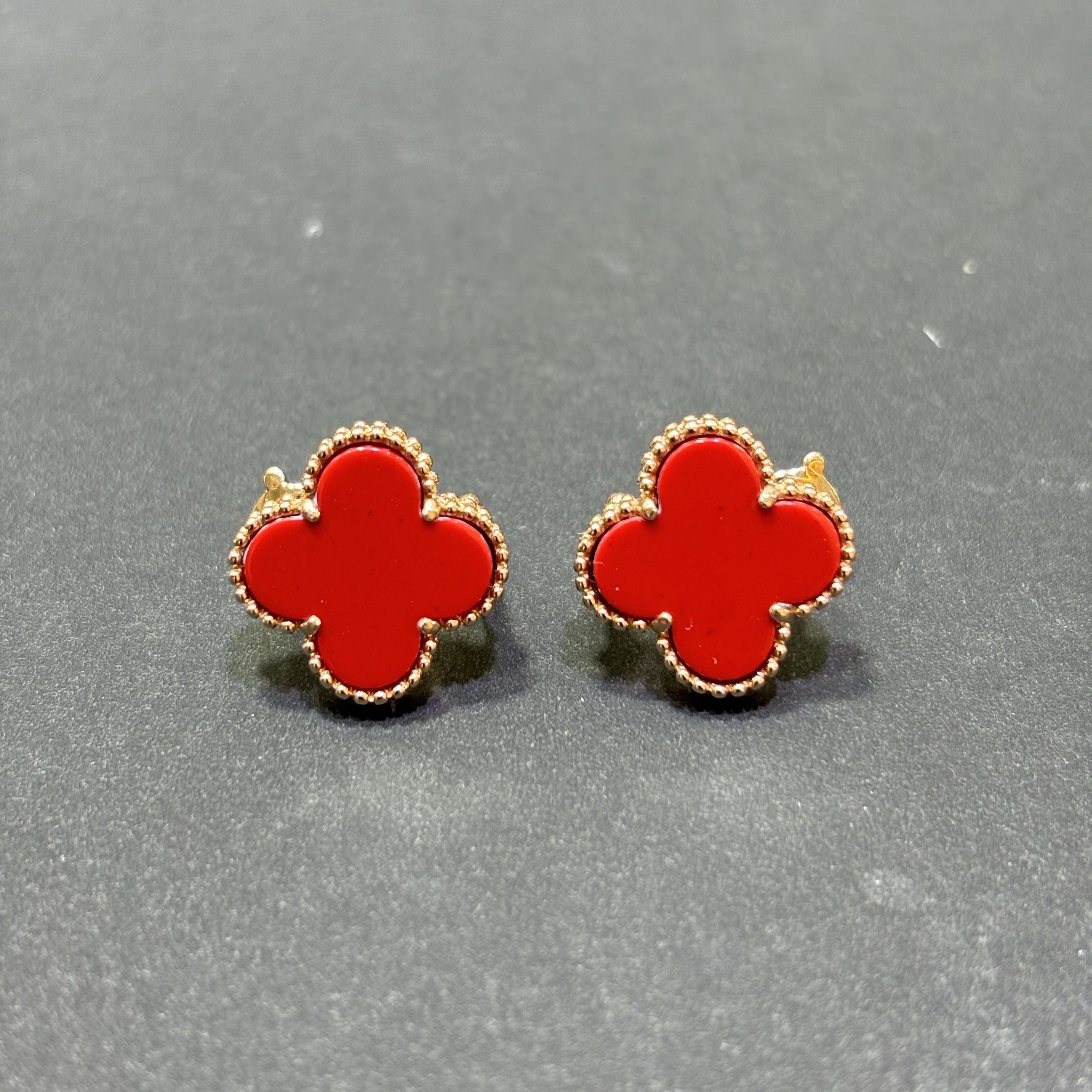 14k Gold Clover Red Earrings