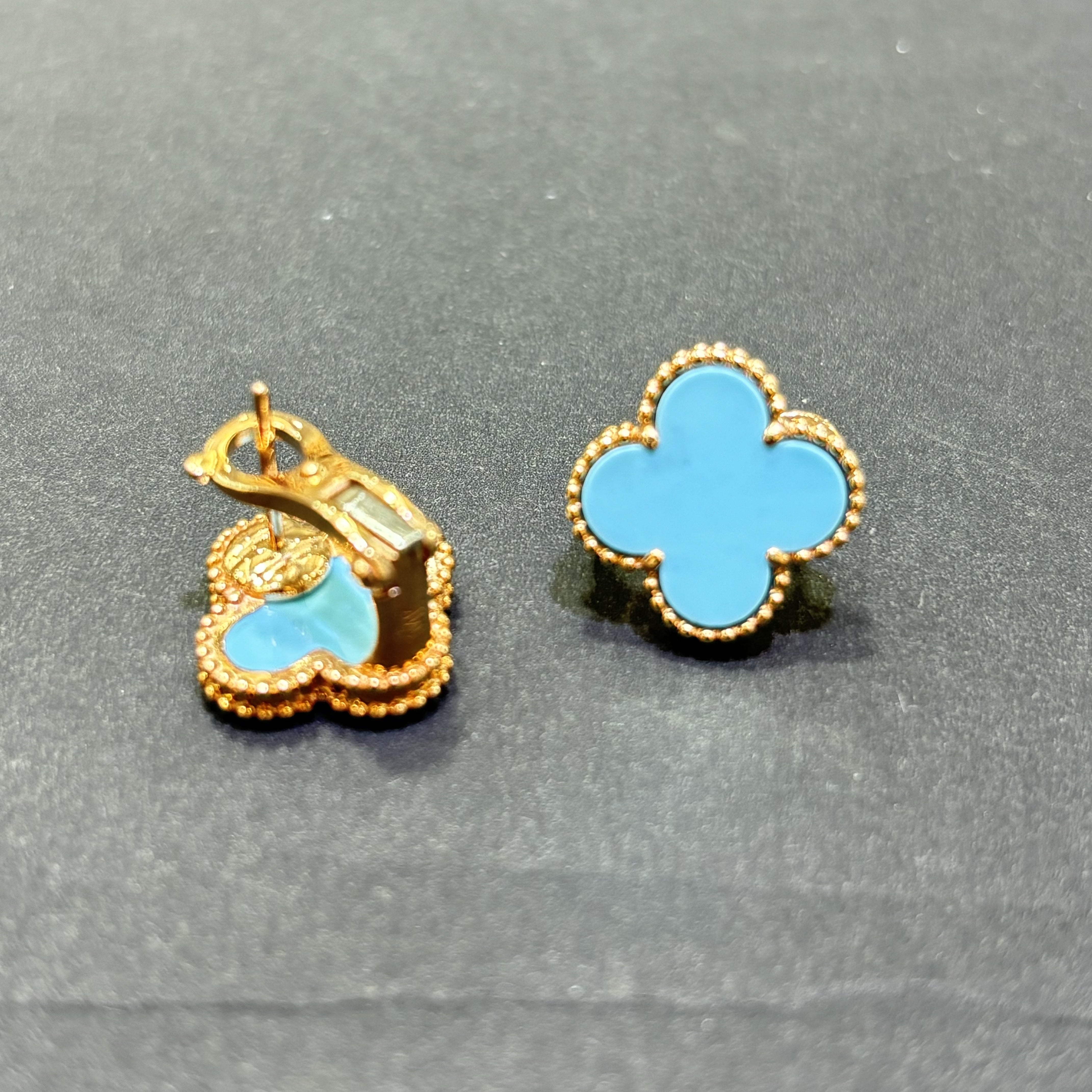 14k Gold Clover Blue Earrings