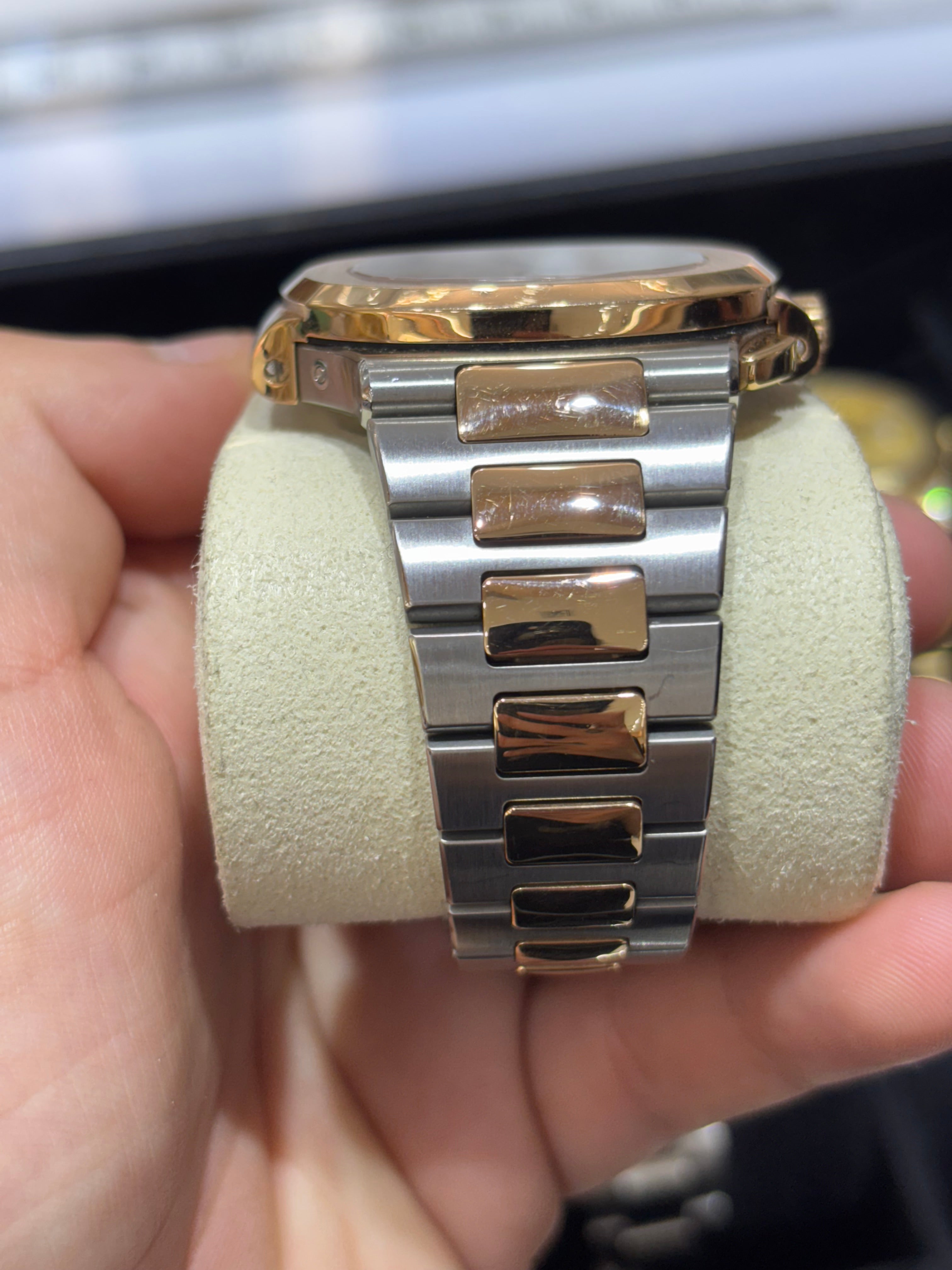 PATEK PHILIPPE 5980/1AR-001 | STEEL & 18KT ROSE GOLD | ORIGINAL MOVEMENT