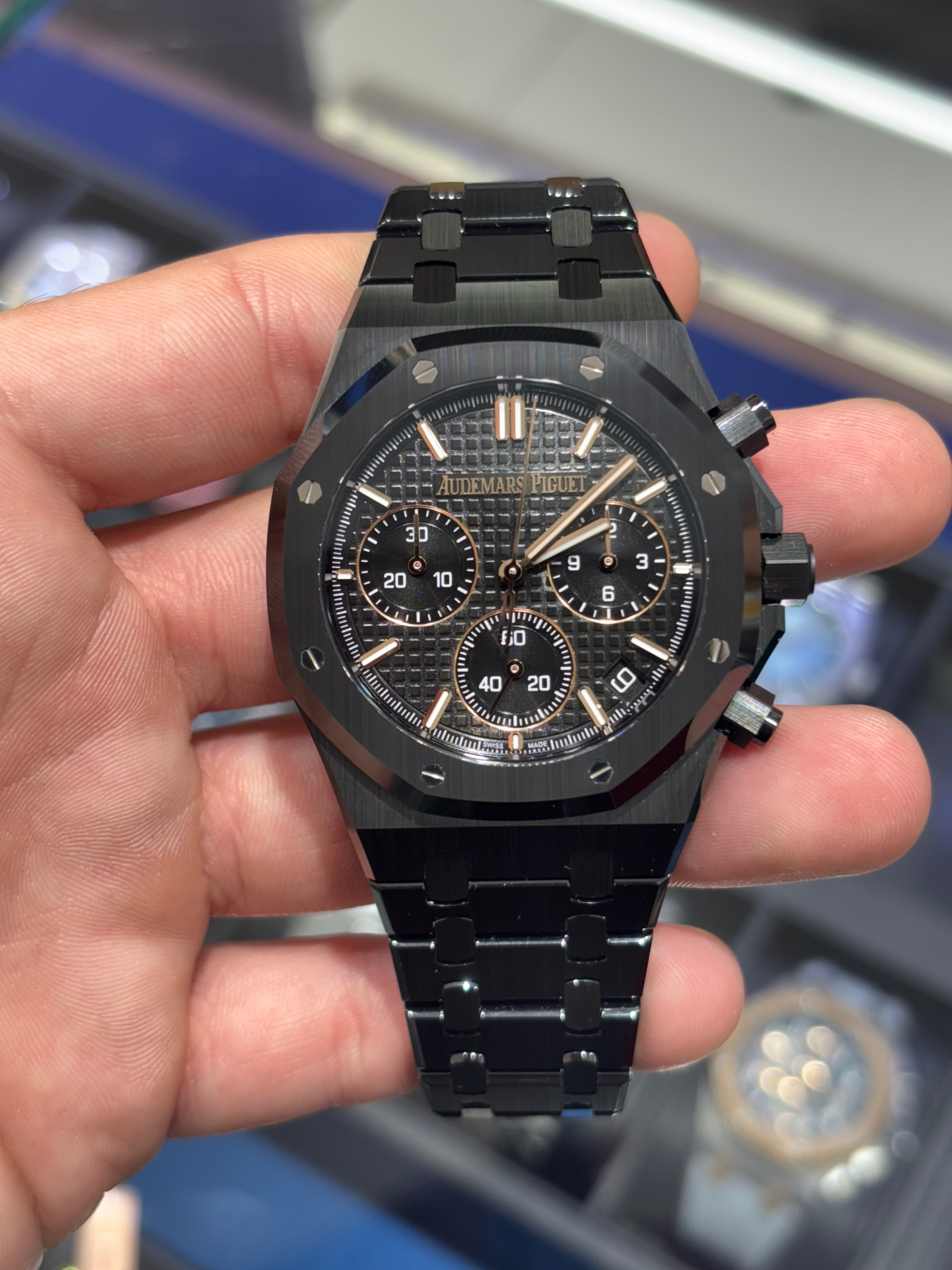 AUDEMARS PIGUET ROYAL OAK | BLACK CERAMIC CHRONOGRAPH