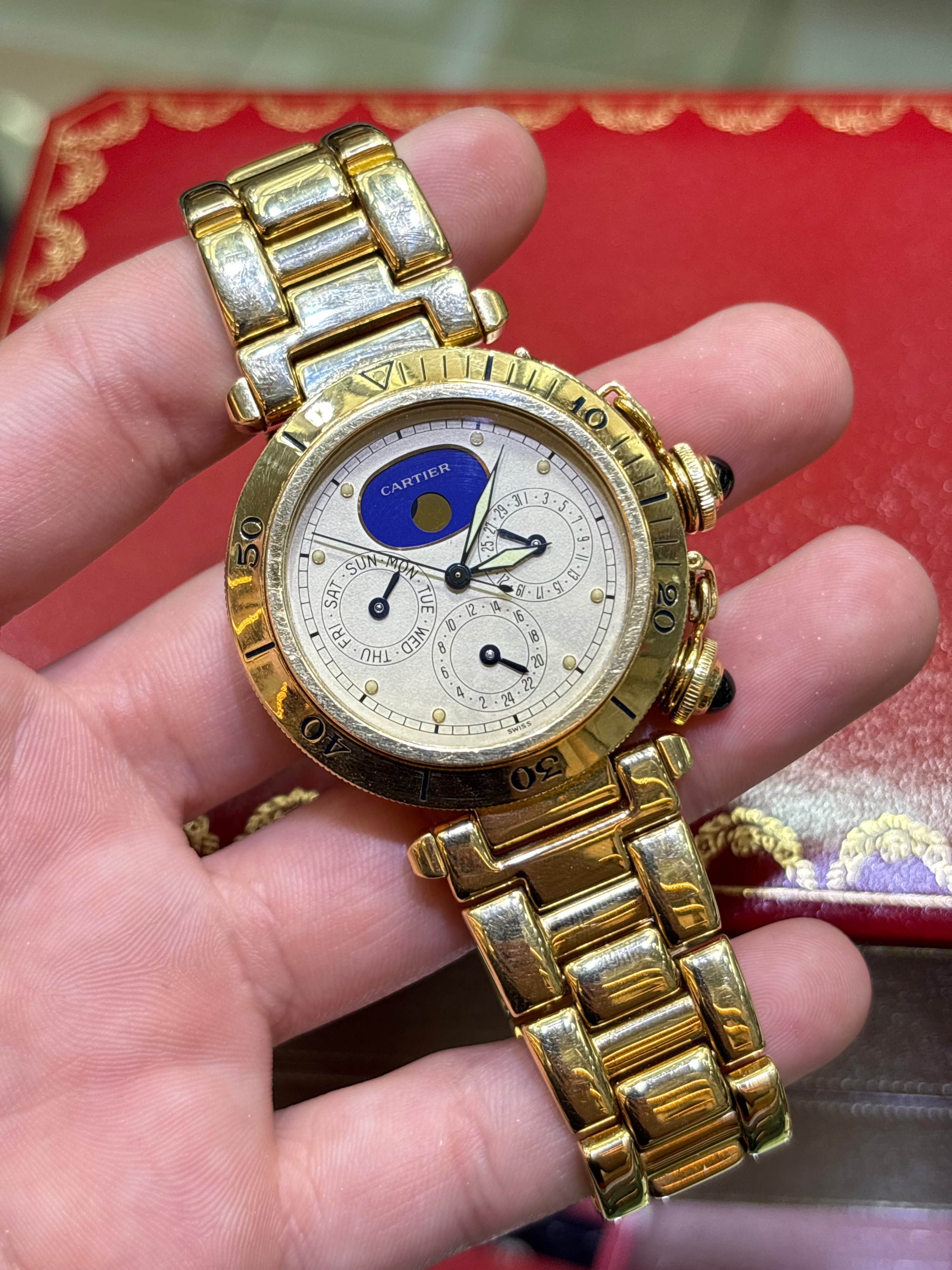 CARTIER PASHA 42MM | 18KT YELLOW GOLD | MOON-PHASE CHRONOGRAPH