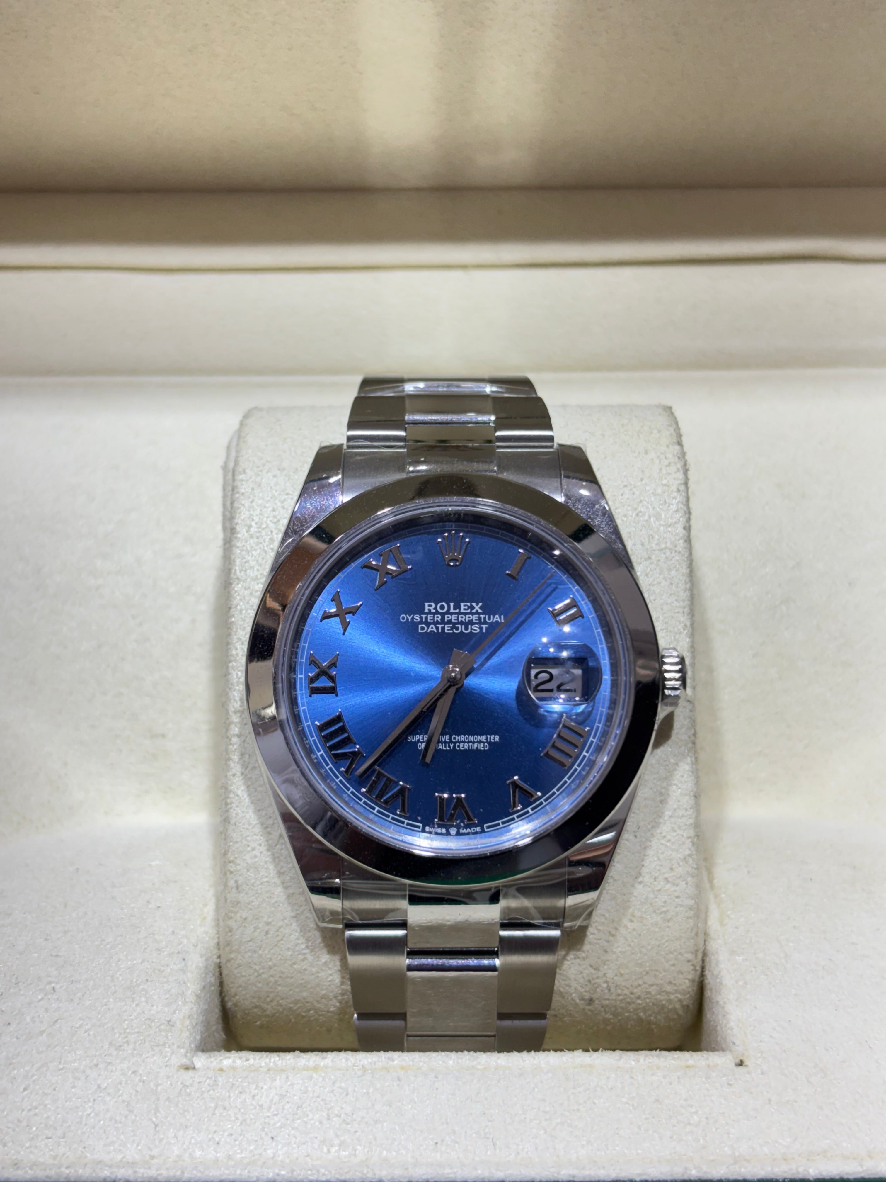 ROLEX DATEJUST 41MM | STAINLESS STEEL | OYSTER BRACELET | BLUE ROMAN DIAL