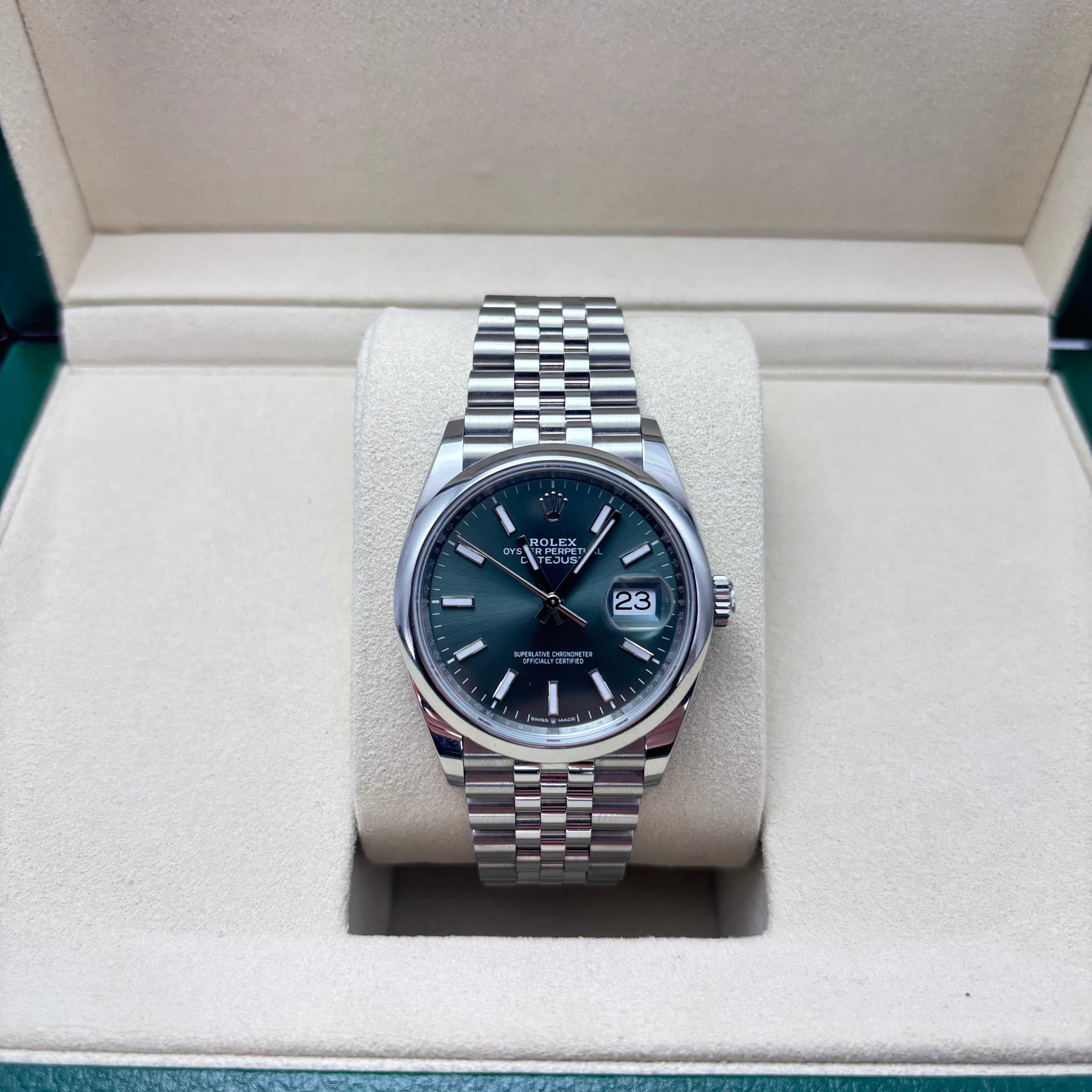 New 36MM DATEJUST 126200 GREEN DIAL STEEL JUBILEE(2025)