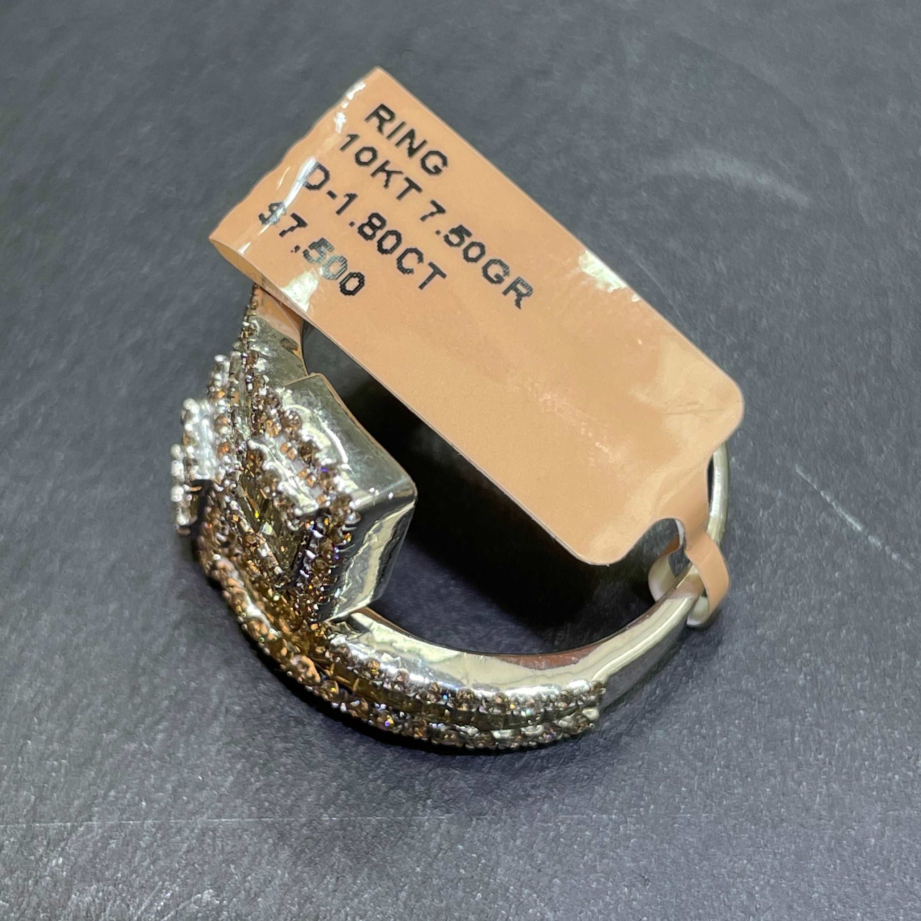 10k BAGUETTE NATURAL DIAMOND RING