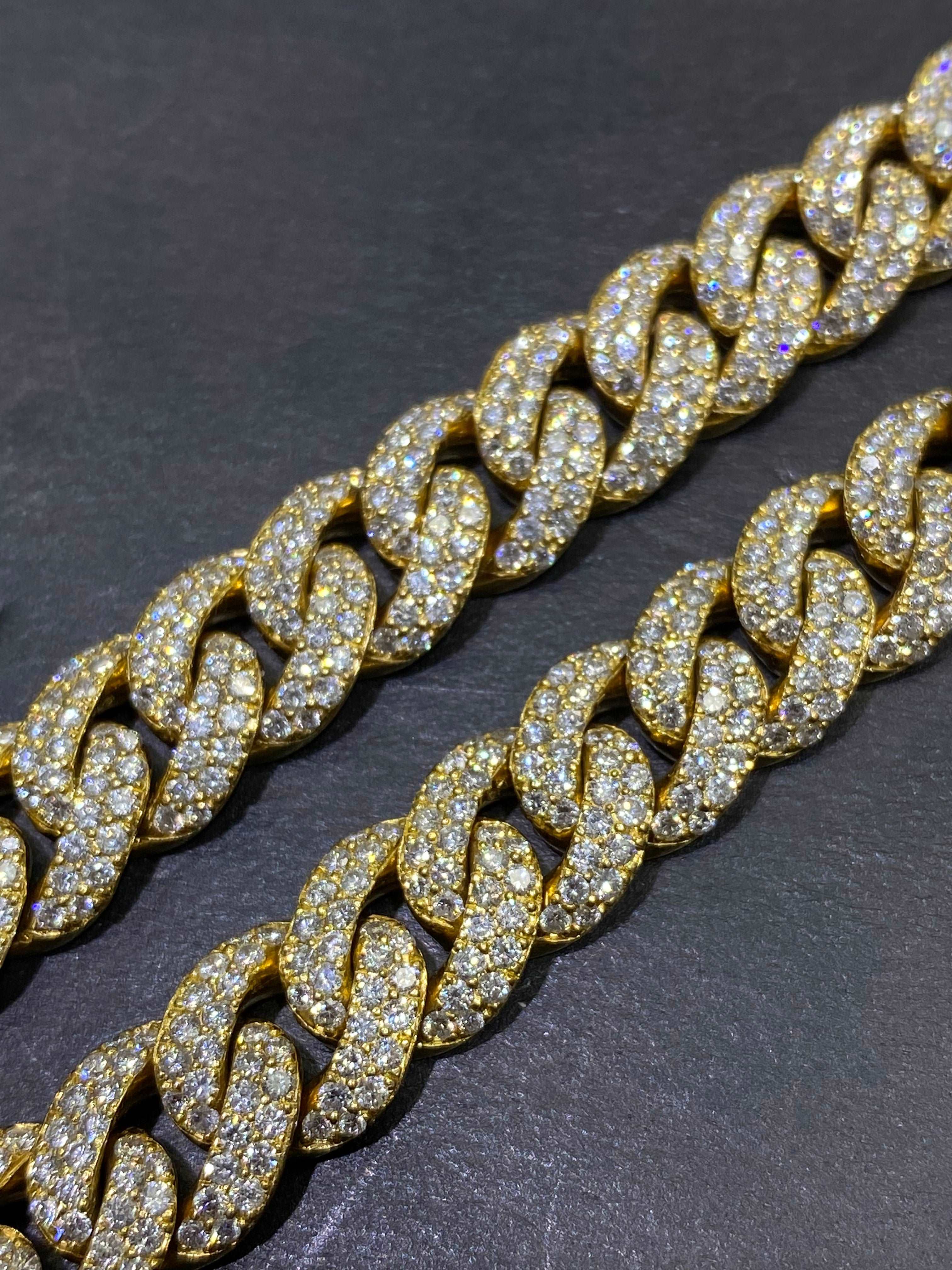 NATURAL DIAMOND BRACELET