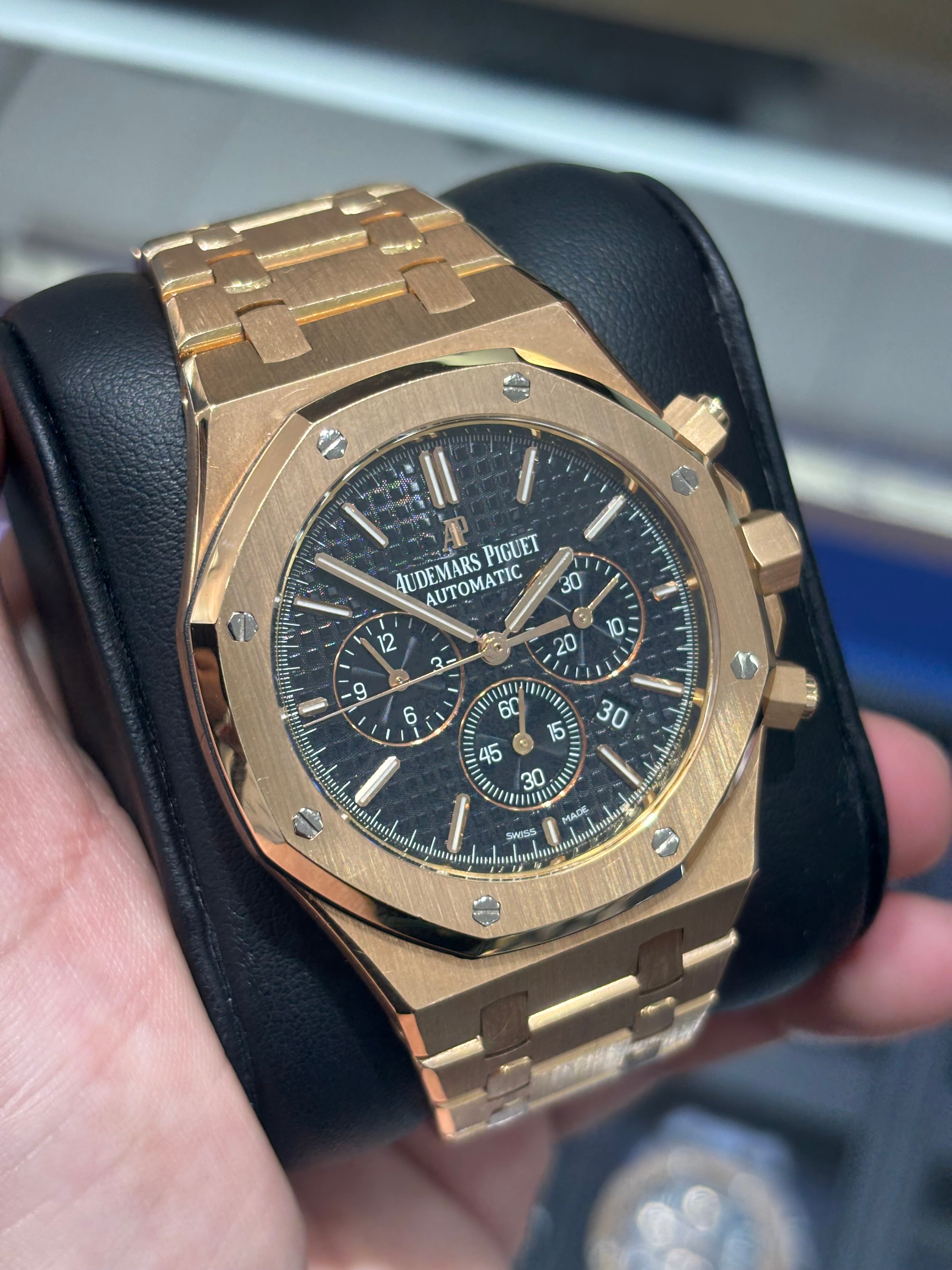 AUDEMARS PIGUET ROYAL OAK 42MM | 18KT ROSE GOLD | BLACK CHRONOGRAPH DIAL