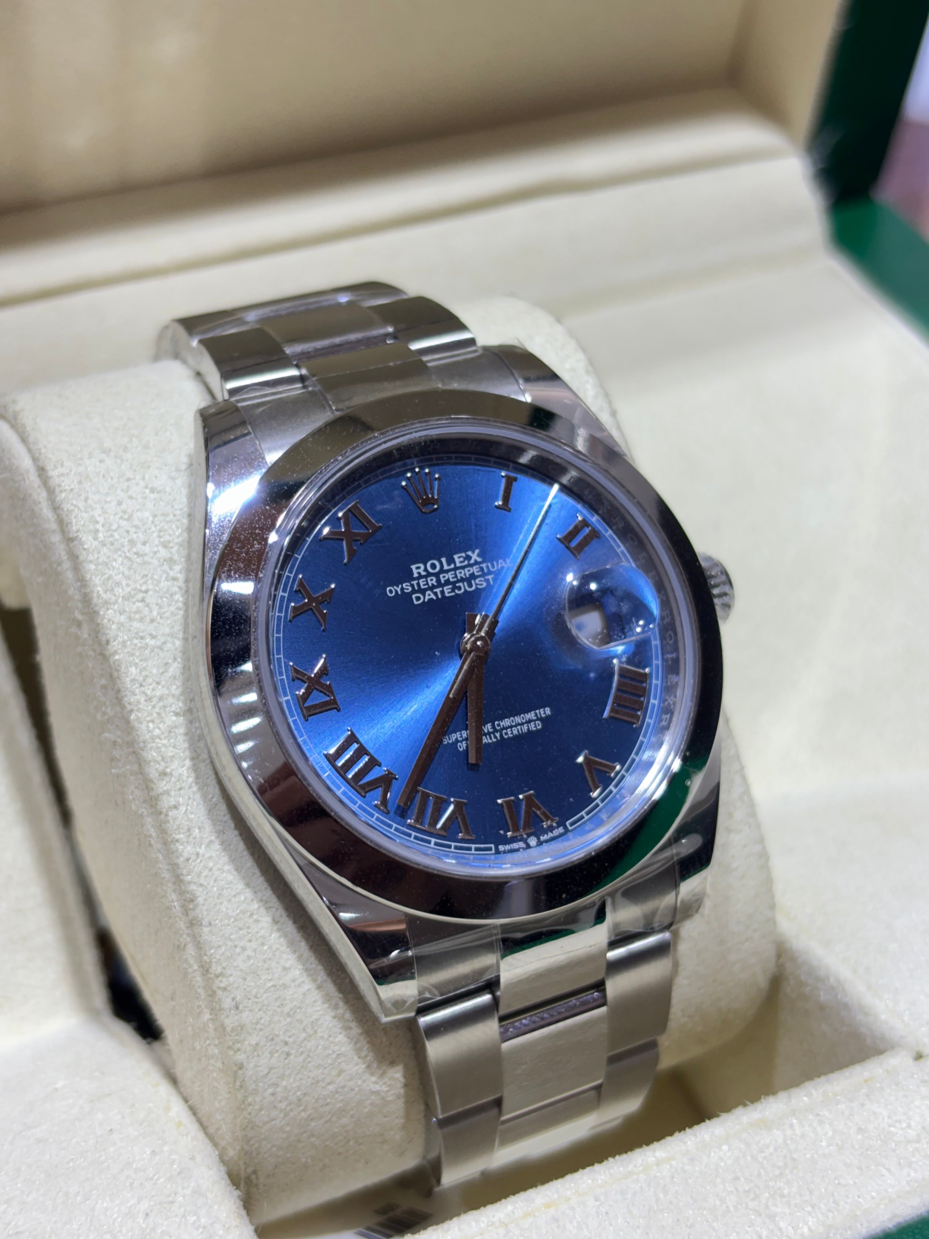 ROLEX DATEJUST 41MM | STAINLESS STEEL | OYSTER BRACELET | BLUE ROMAN DIAL
