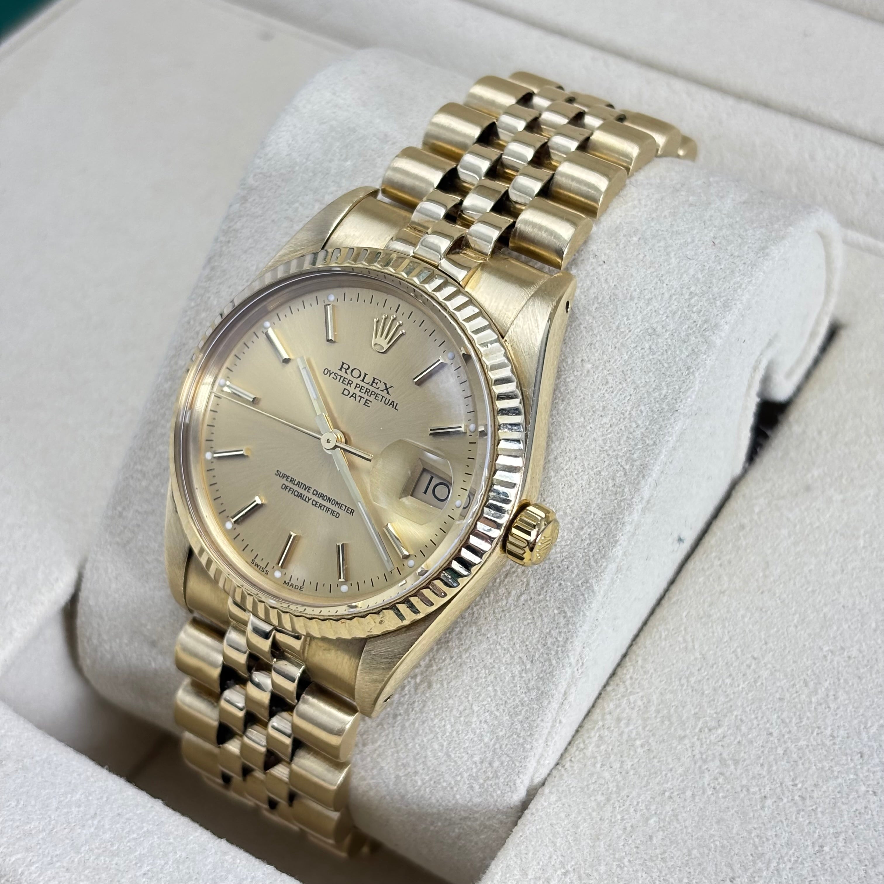 Pre-Owned 34MM Rolex Date 15013 14KT Solid Gold Jubilee Quickset