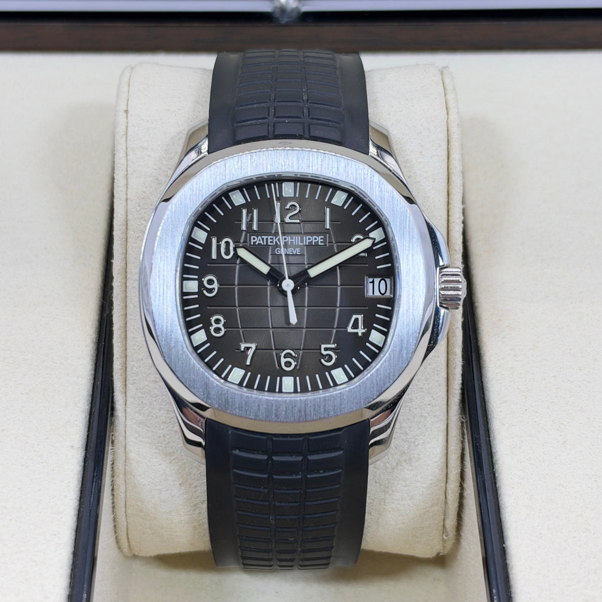 38MM PATEK PHILIPPE AQUANAUT 5165A-001