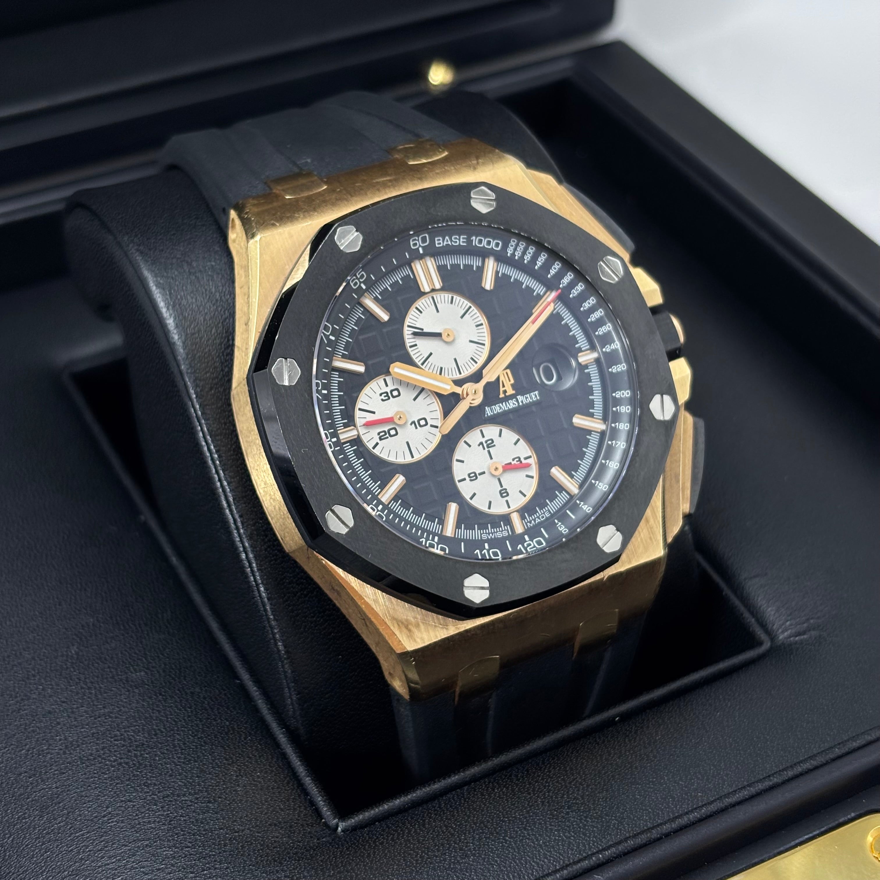 44MM AUDEMARS PIGUET ROYAL OAK OFFSHORE 18KT GOLD MENS WATCH