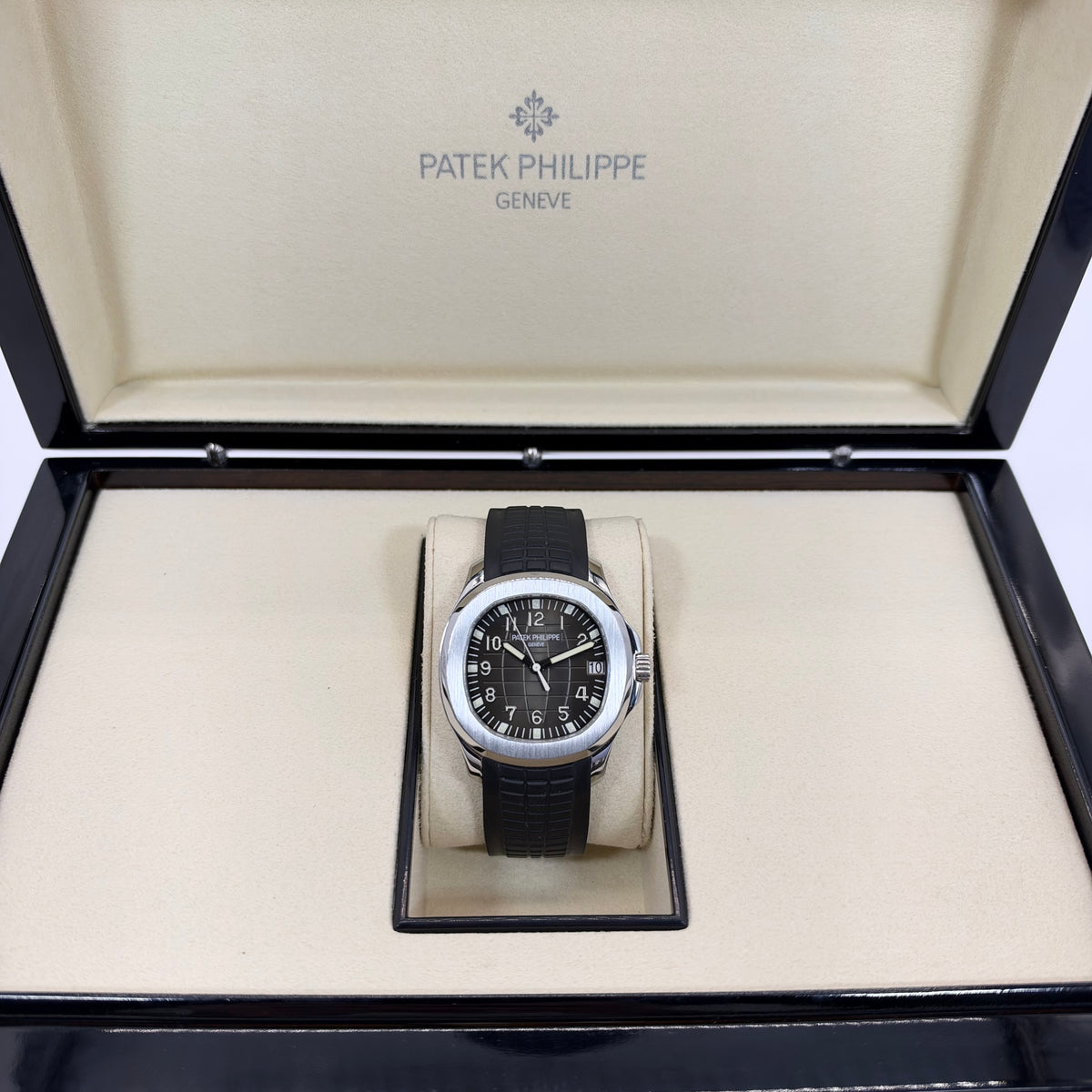 38MM PATEK PHILIPPE AQUANAUT 5165A-001