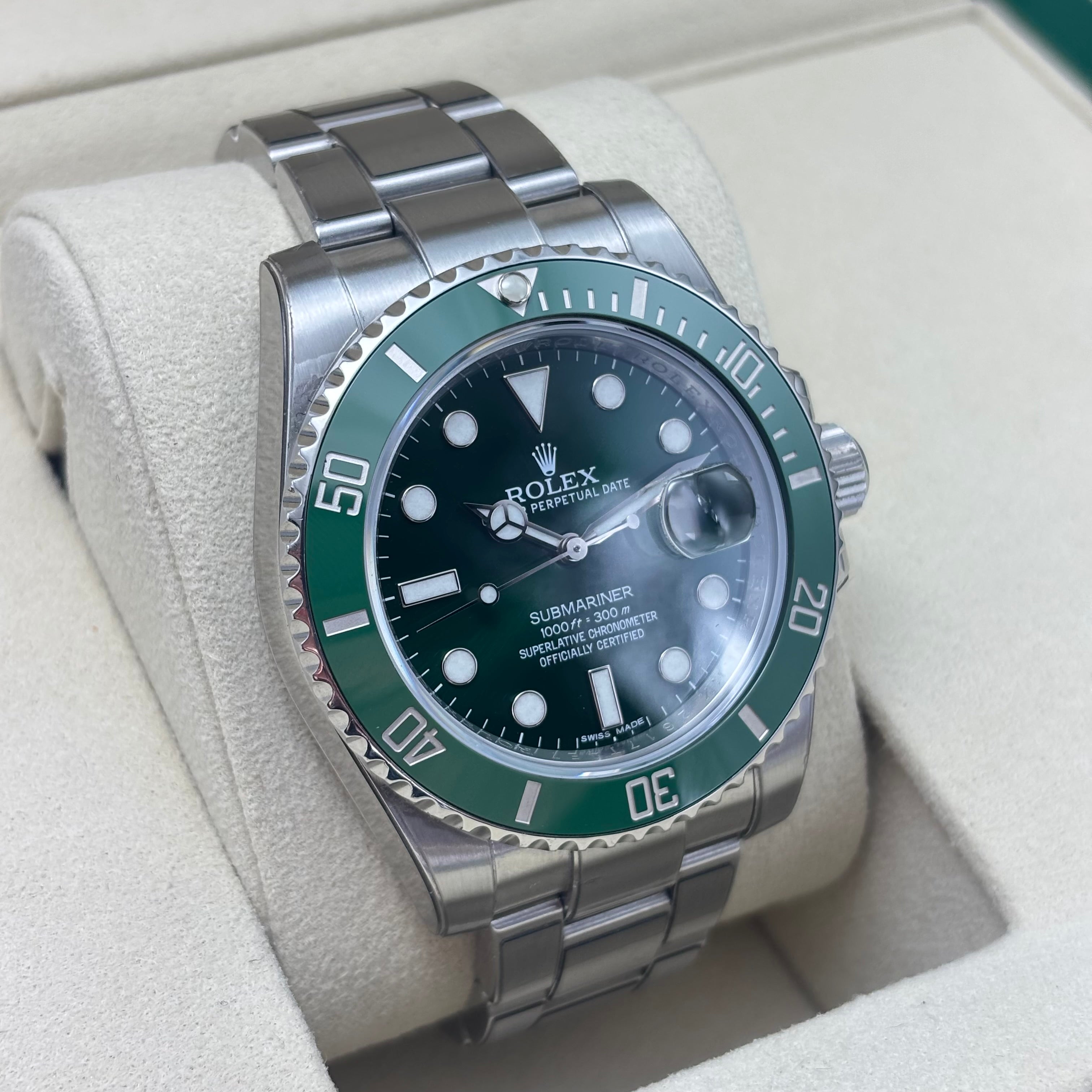 40MM ROLEX SUBMARINER “HULK” 116610LV 2014 Full set