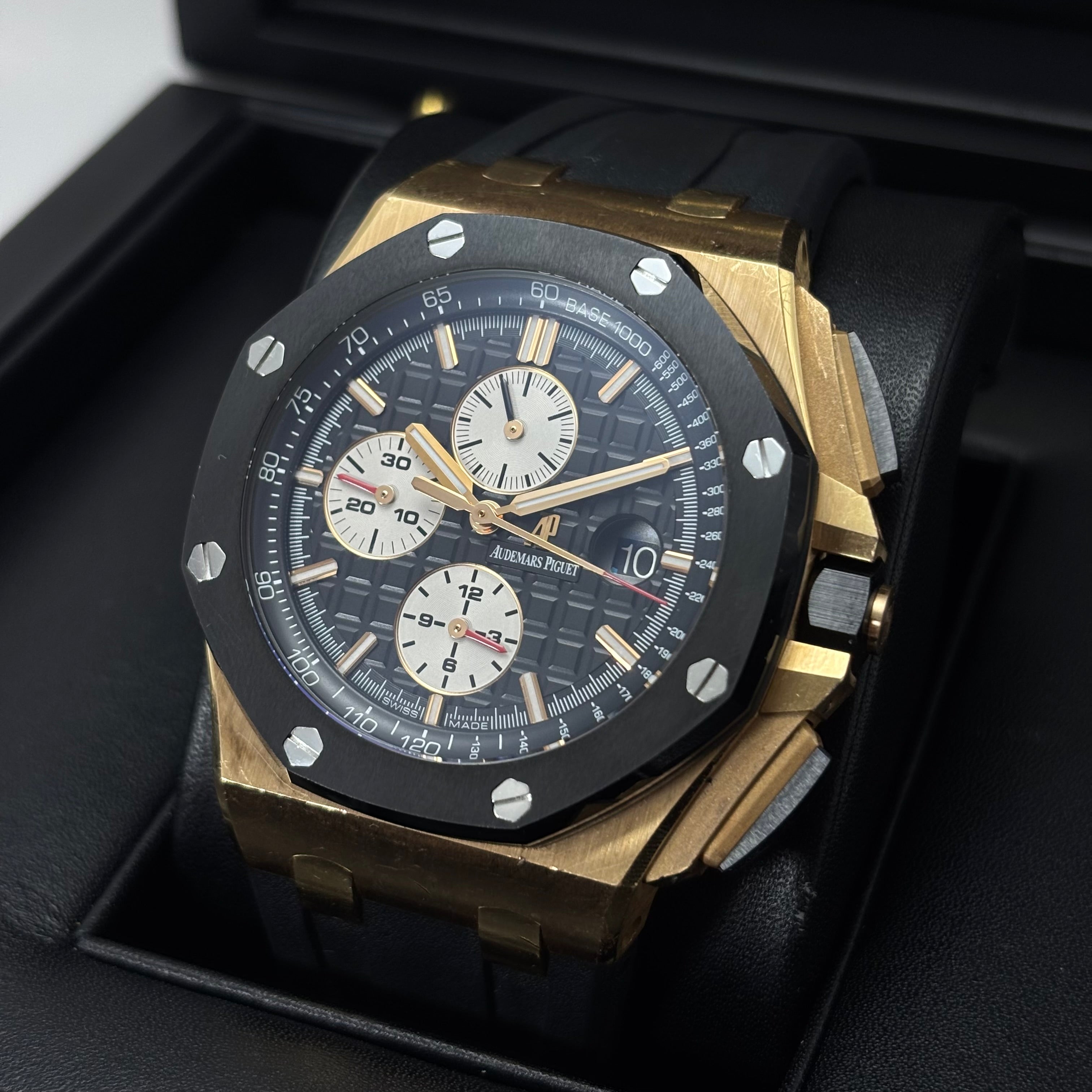 44MM AUDEMARS PIGUET ROYAL OAK OFFSHORE 18KT GOLD MENS WATCH