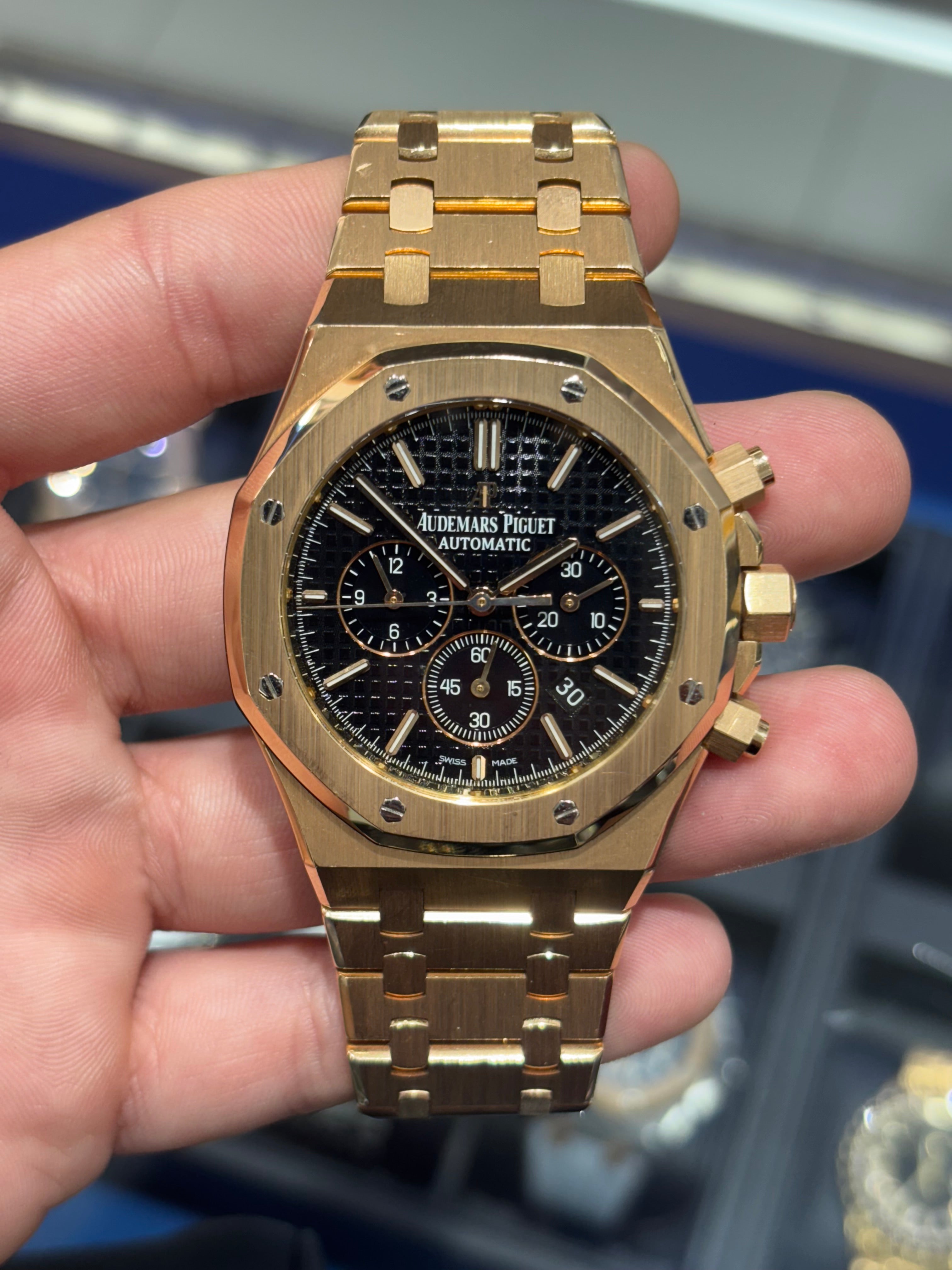 AUDEMARS PIGUET ROYAL OAK 42MM | 18KT ROSE GOLD | BLACK CHRONOGRAPH DIAL