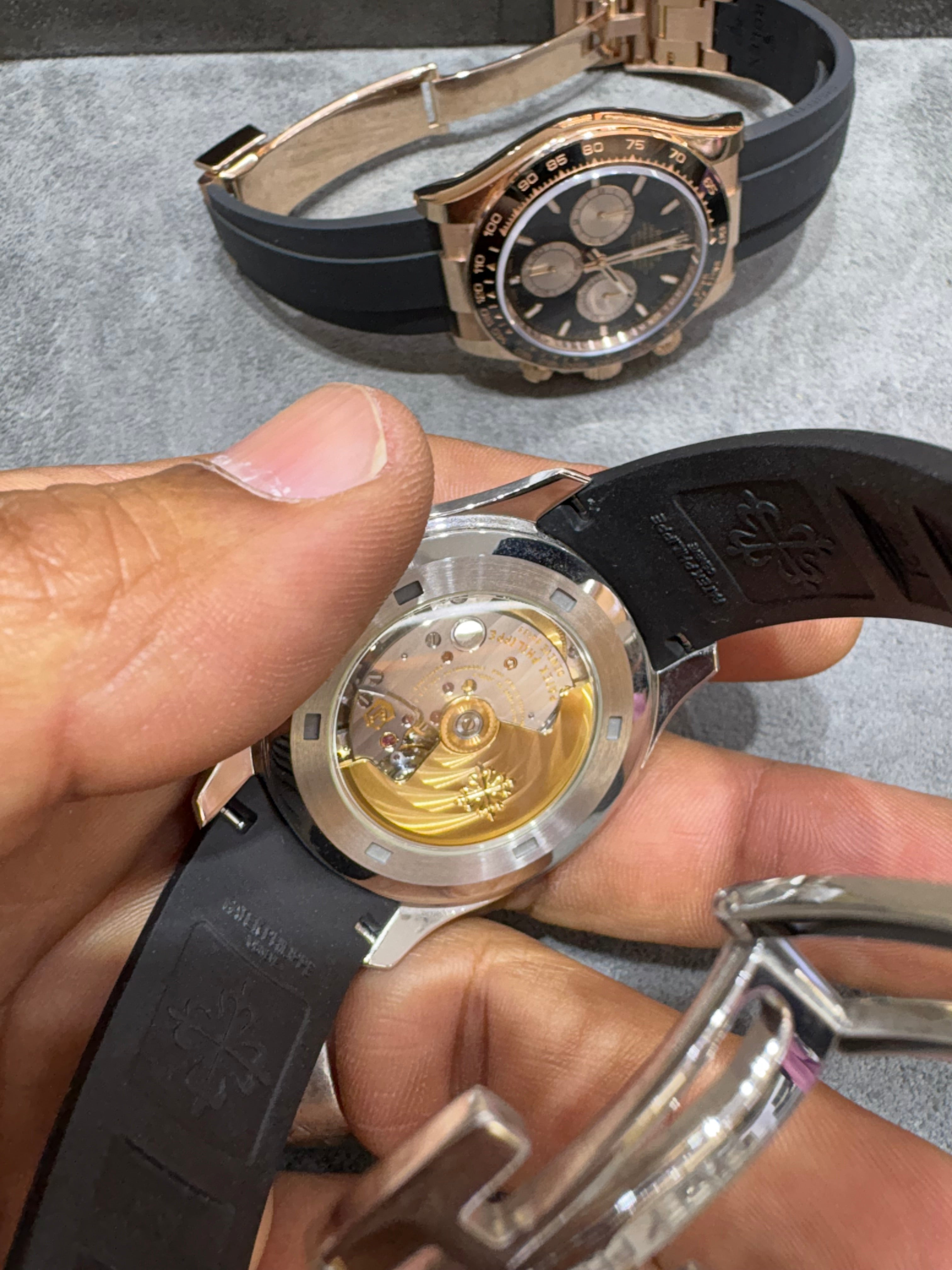 PATEK PHILIPPE NAUTILUS 40MM | 18KT WHITE GOLD | RUBBER STRAP BRACELET (UNCUT) | GREY DIAL