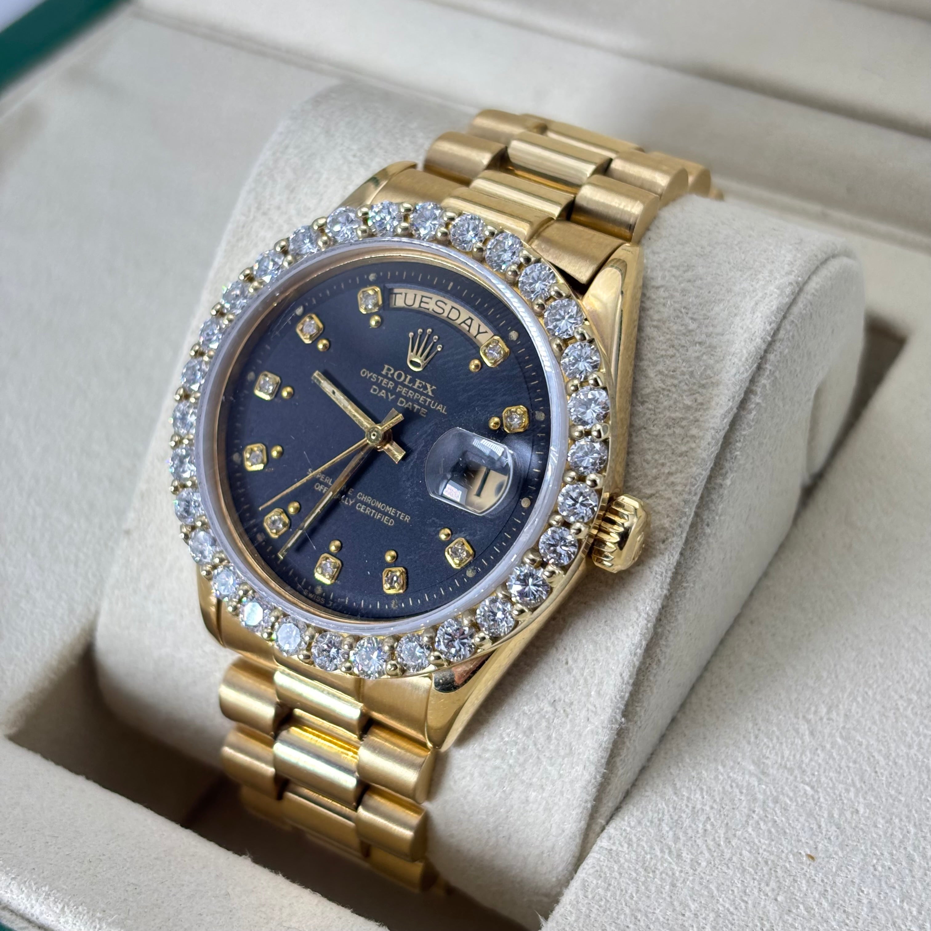 36MM ROLEX DAY-DATE DIAMOND BEZEL 18KT GOLD Ref.18038