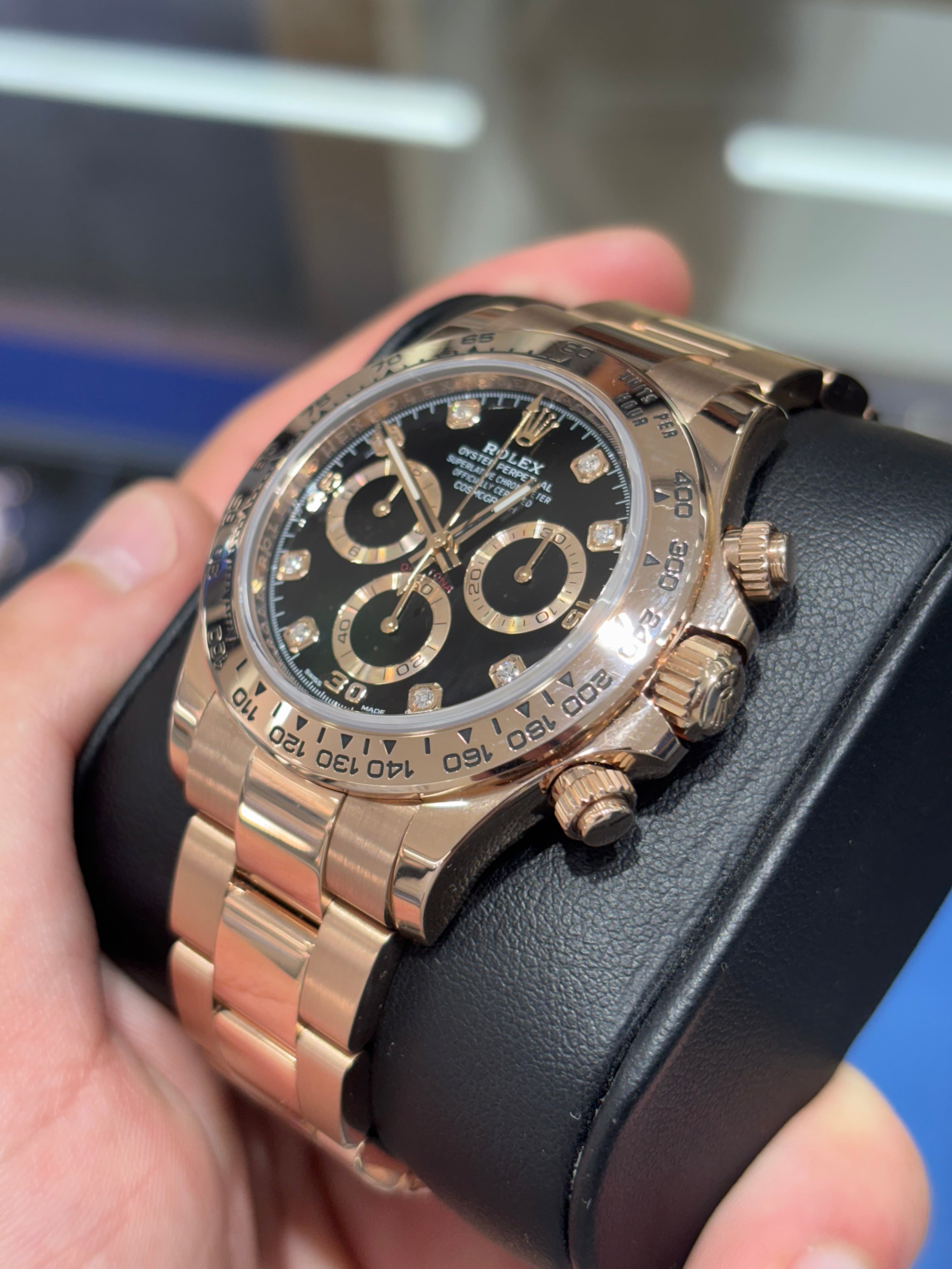 ROLEX DAYTONA 40MM | 18KT ROSE GOLD | OYSTER BRACELET | BLACK DIAMOND DIAL