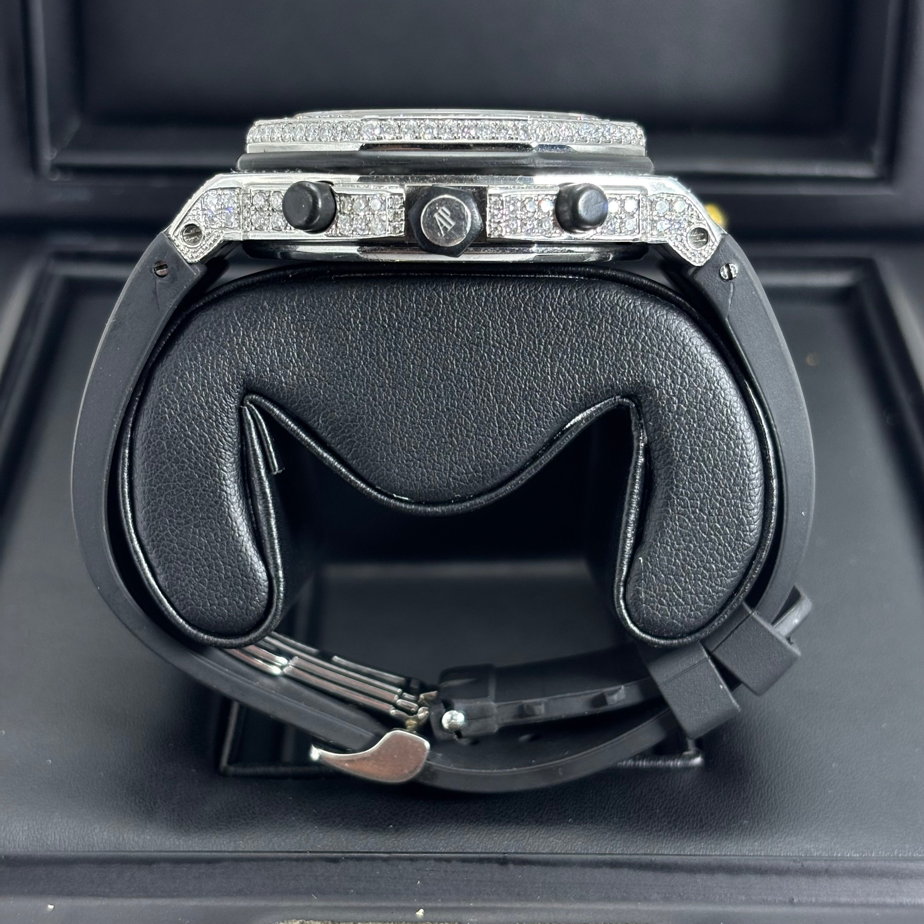 44MM AUDEMARS PIGUET ROYAL OAK OFFSHORE 15CTW NATURAL DIAMONDS