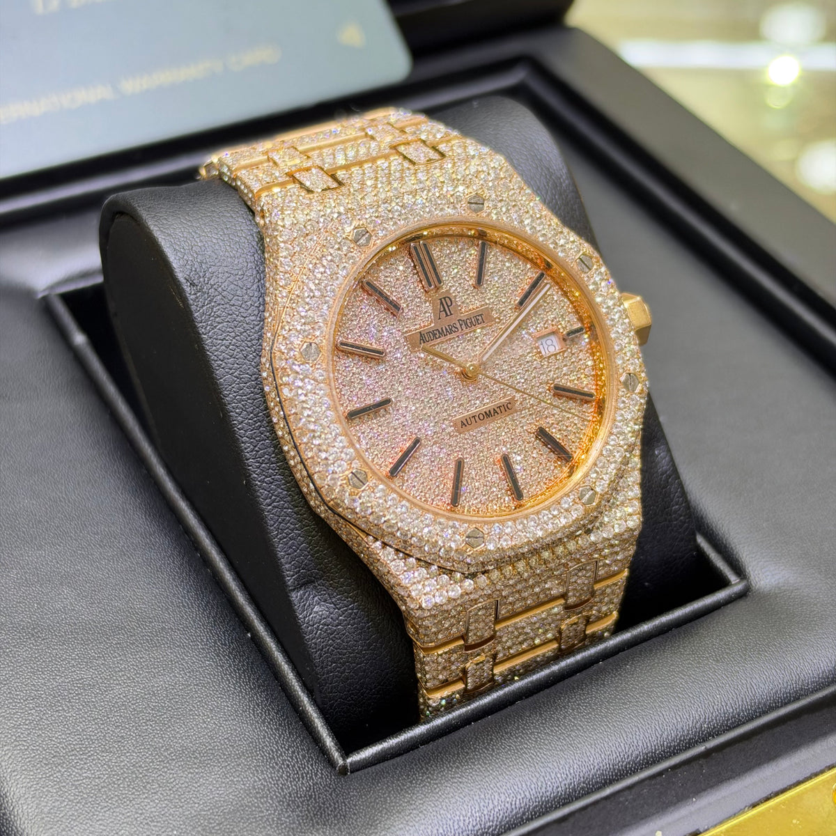 41MM AUDEMARS PIGUET ROYAL OAK 18KT ROSE GOLD VVS-1 AM* DIAMONDS. (FACTORY MOVEMEMT) 15400-OR (2015 YEAR)