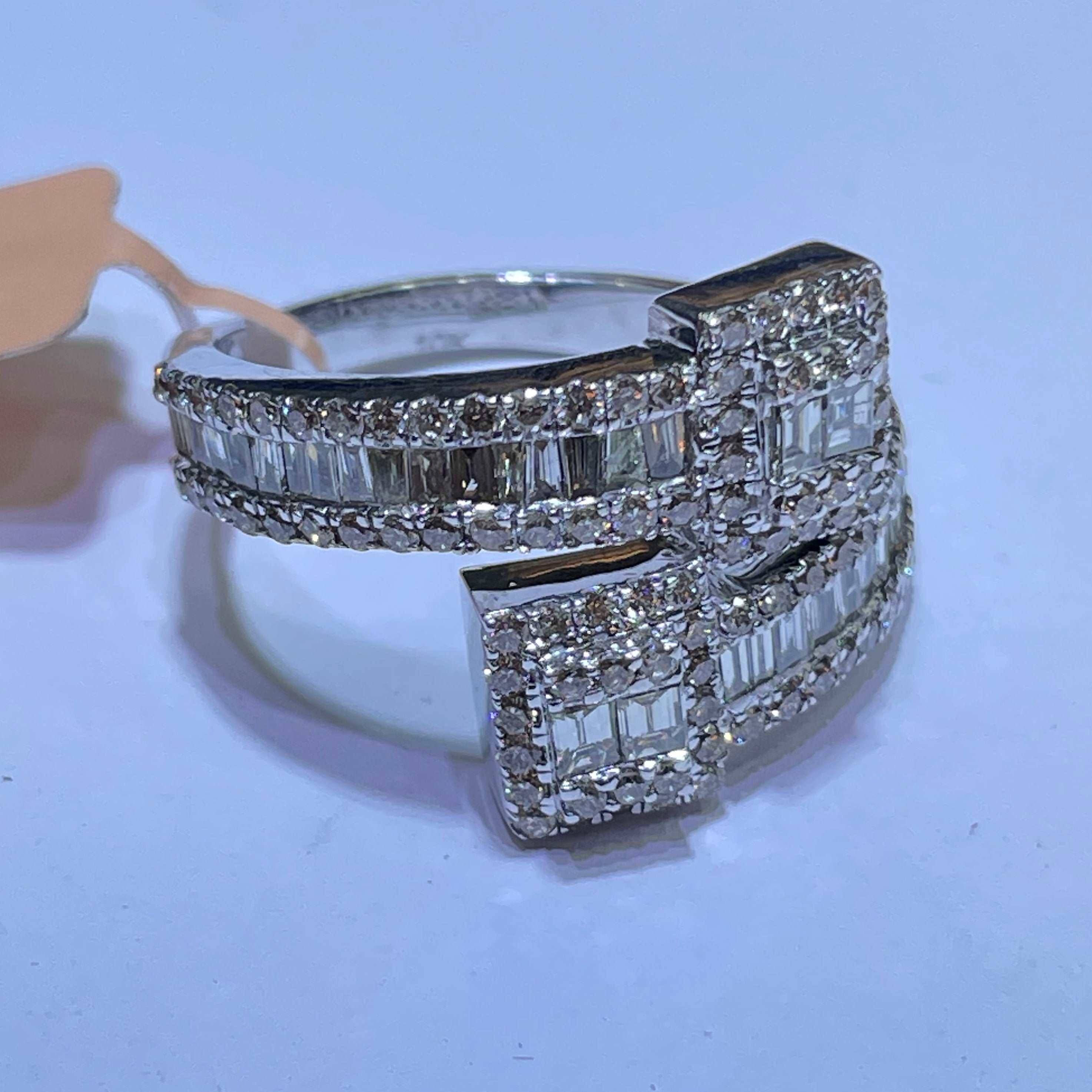 10k BAGUETTE NATURAL DIAMOND RING