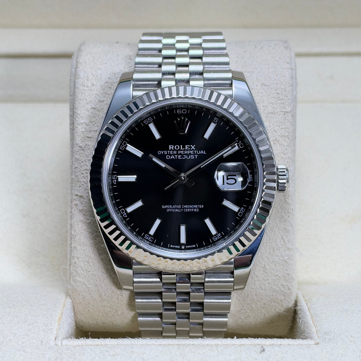 41MM ROLEX DATEJUST (REF.126334) BLACK DIAL / JUBILEE BRACELET / FLUTED BEZEL