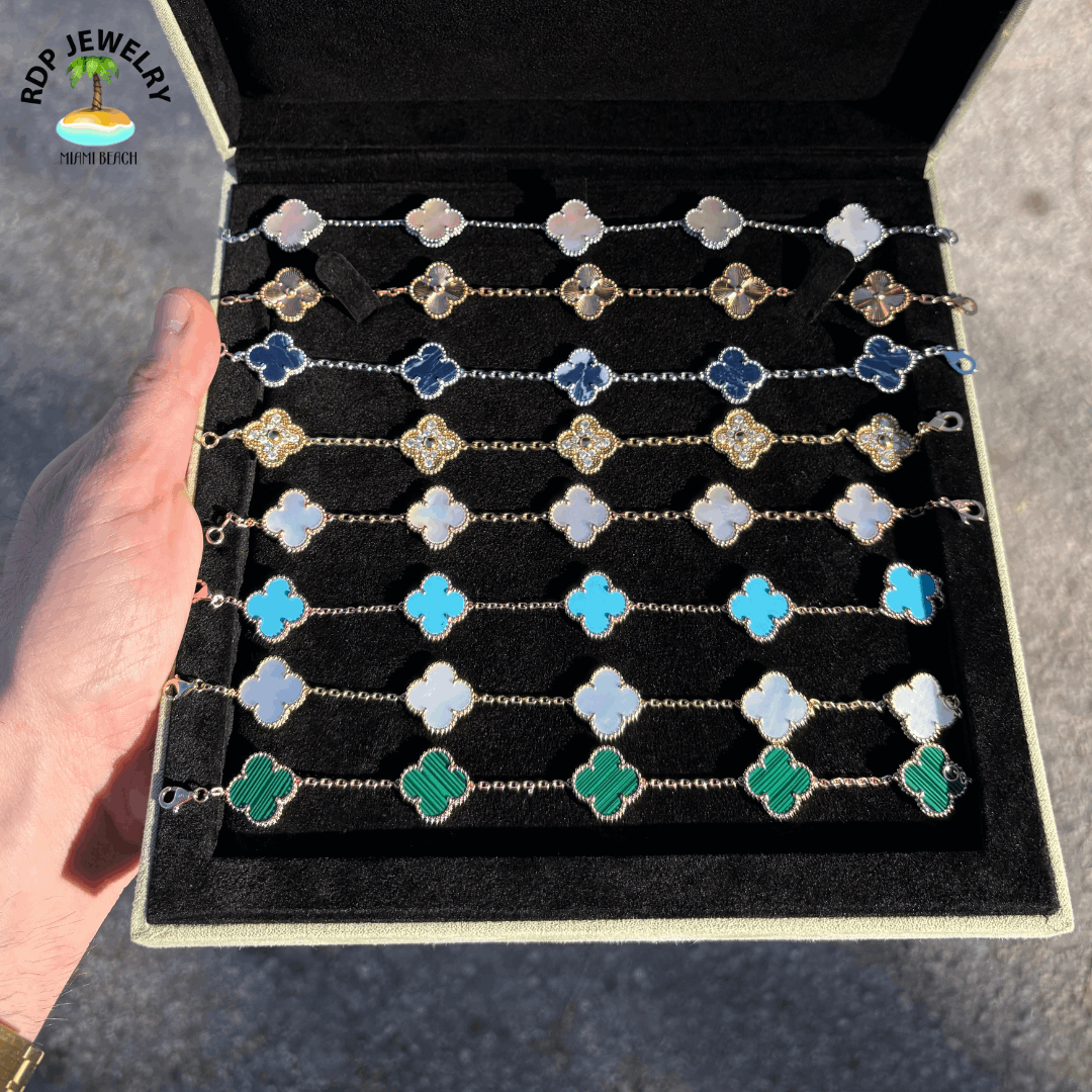 18k White Gold Lapis Lazuli Clover Bracelet