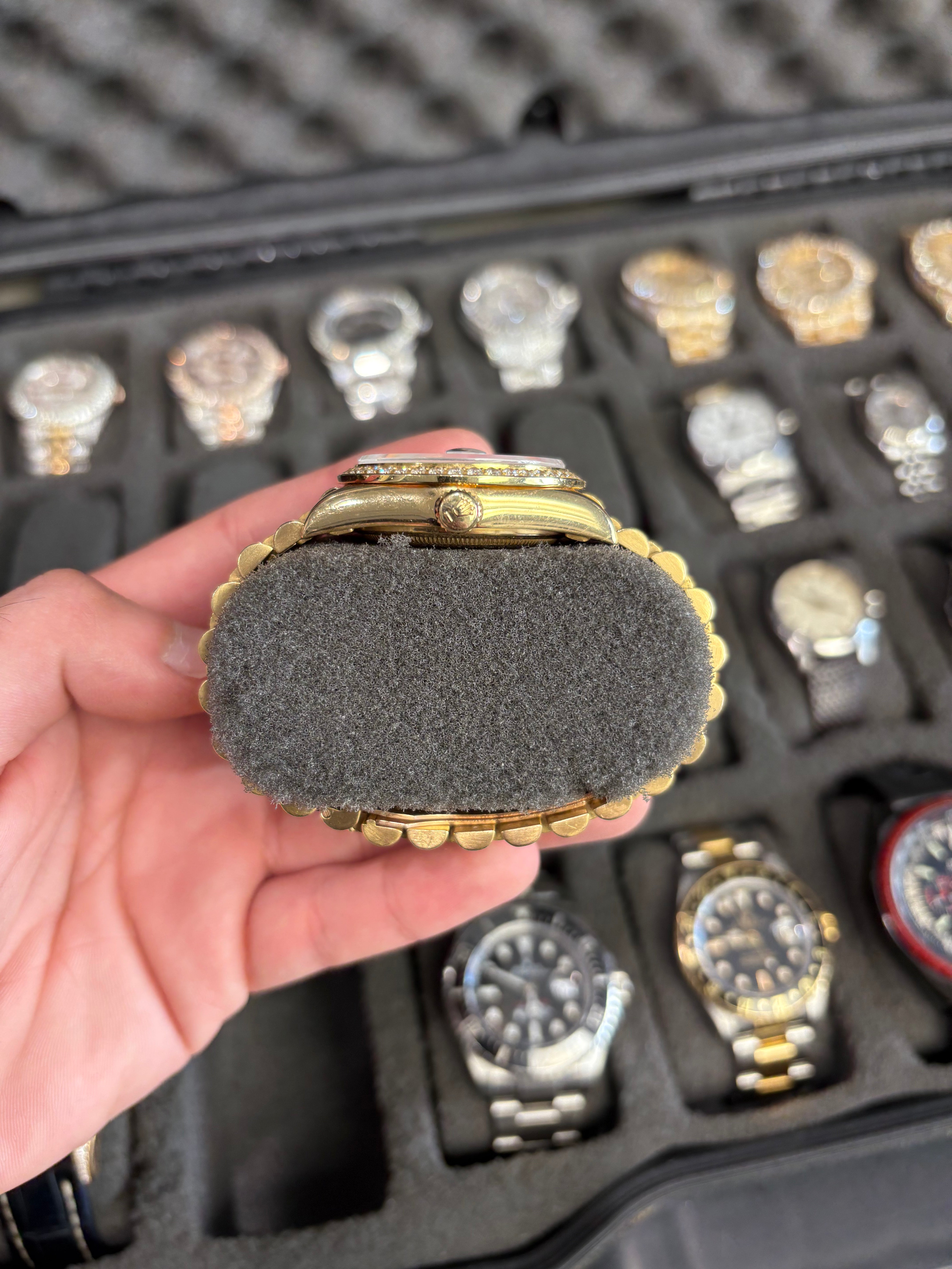ROLEX DAY-DATE 36MM | 18KT GOLD | BARK-FINISH BRACELET | BLUE DIAMOND DIAL