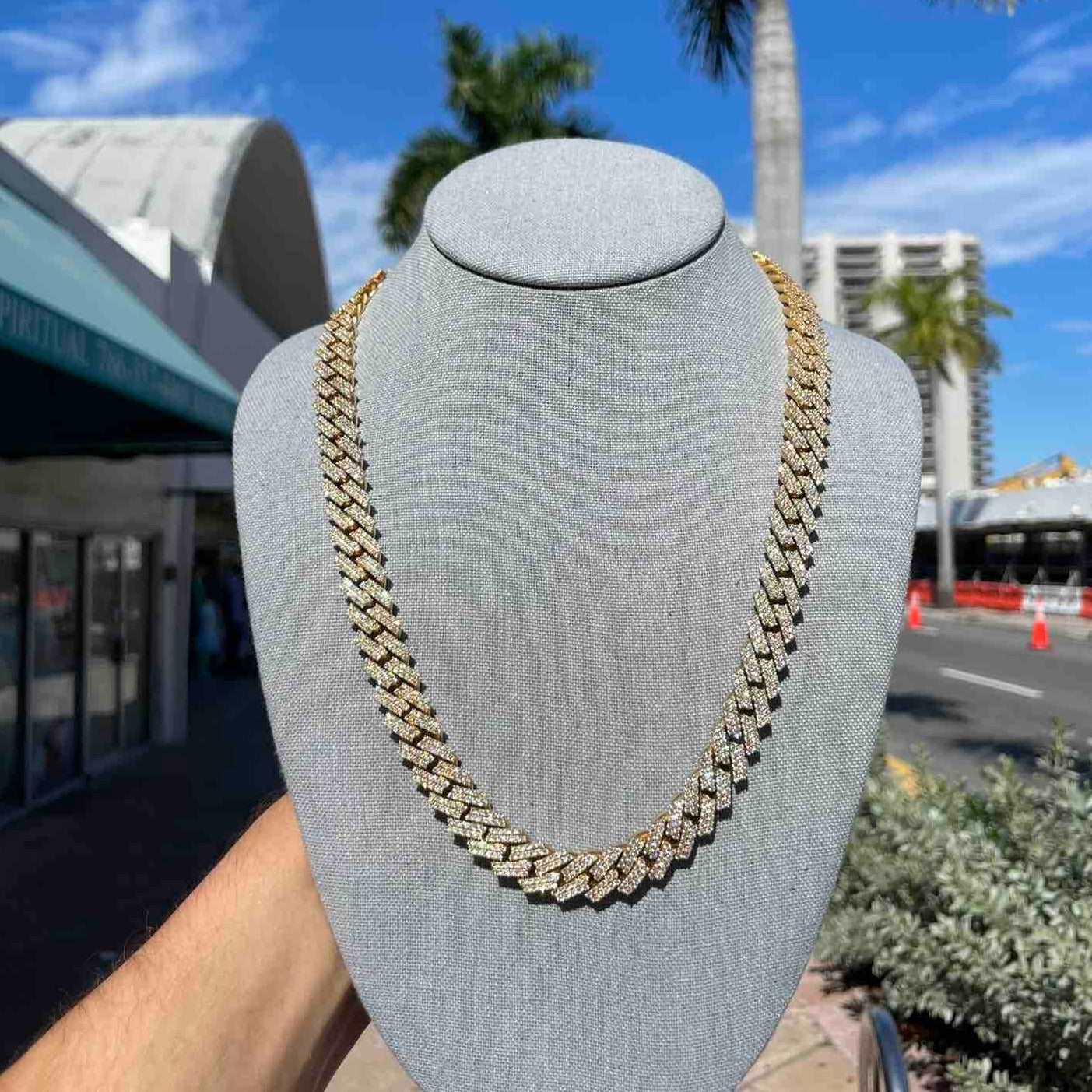 "Iced Out Chain" 10k Bust Down Miami Cuban Link Yellow Gold Baguette Chain with Prong 29 cts of VS1 Diamonds💎 10k 182 grams
