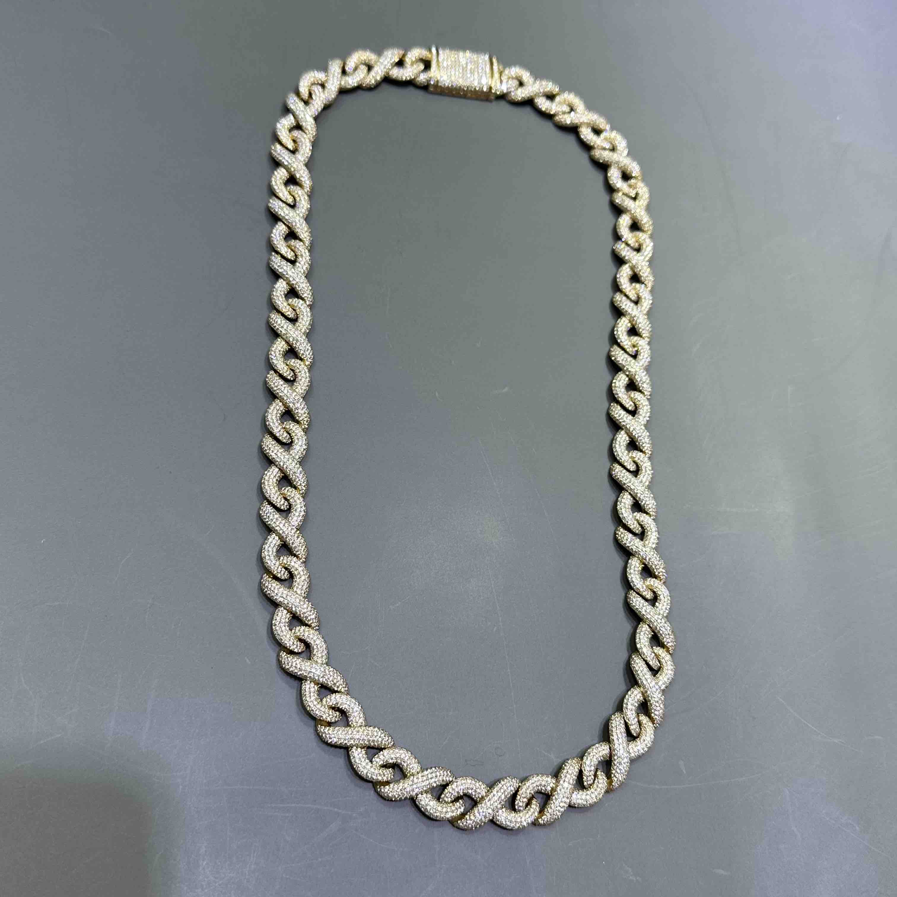 14k Yellow Gold 192grams 29.7 cts BUST DOWN