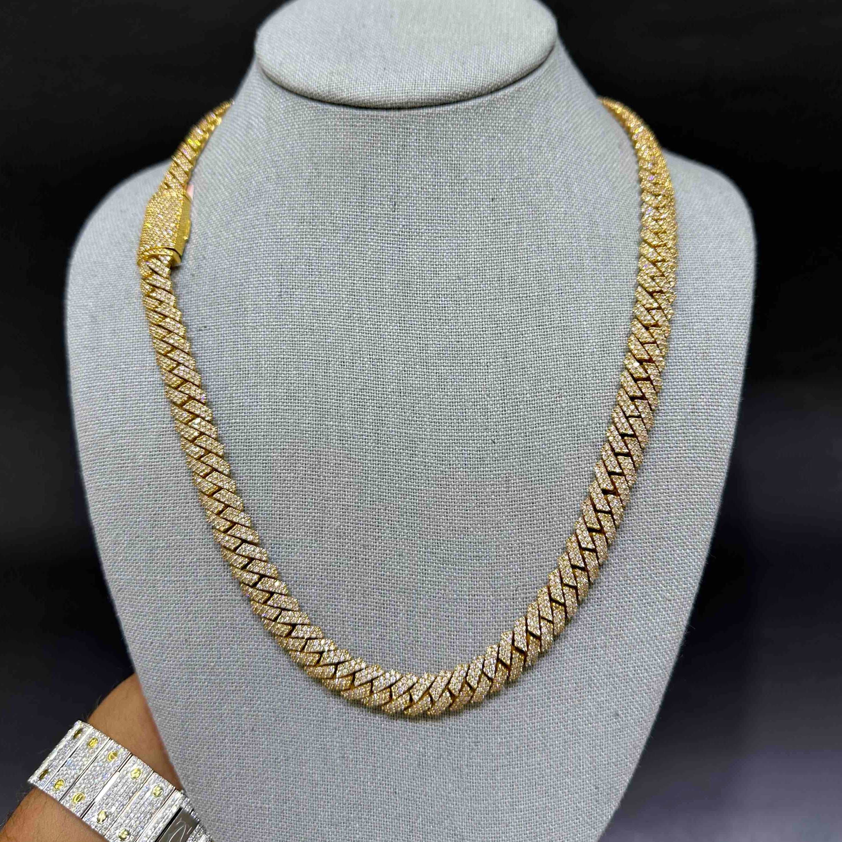 Iced Out Prong Cuban Link