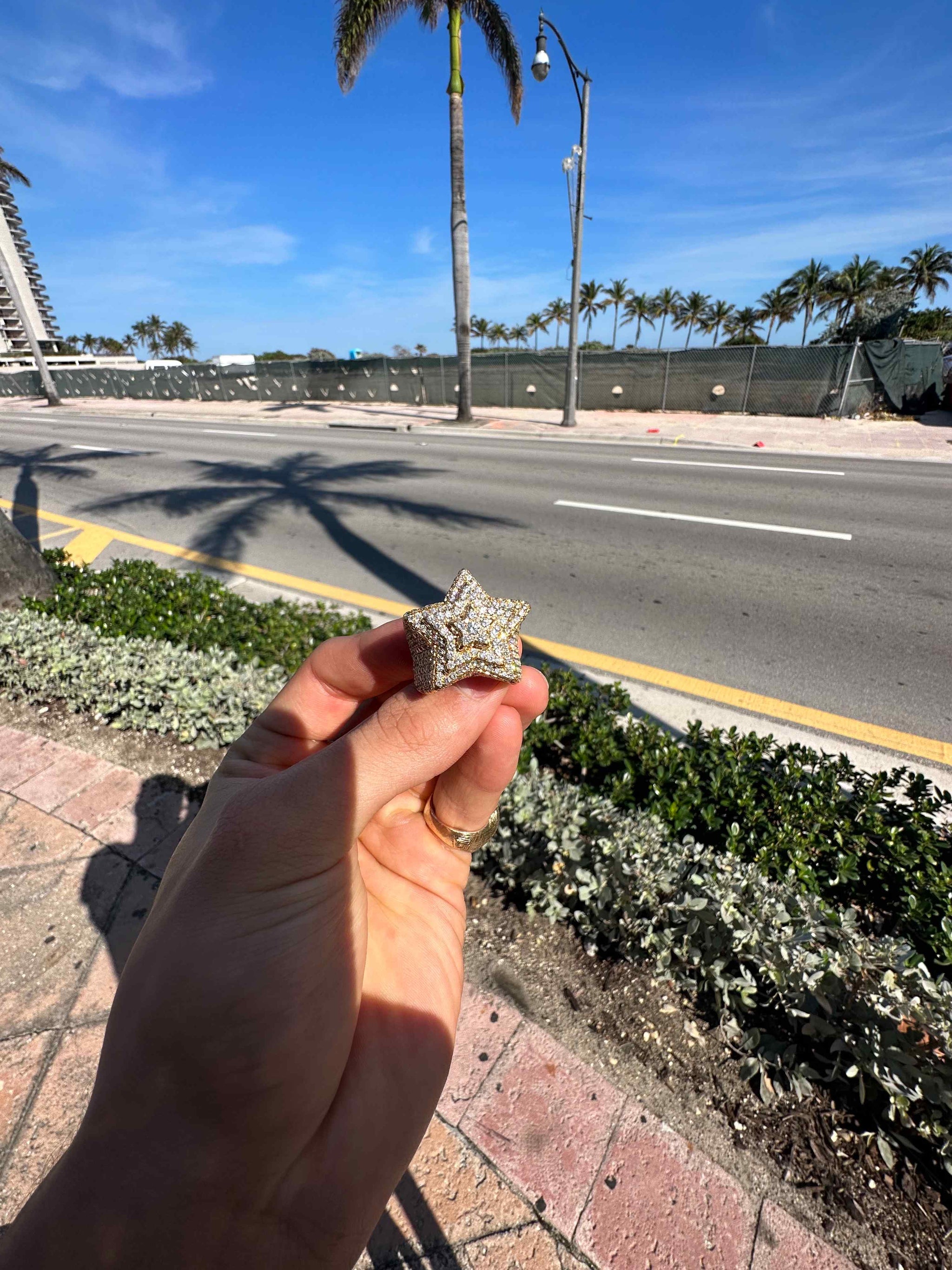 14k Bust Down Star Ring