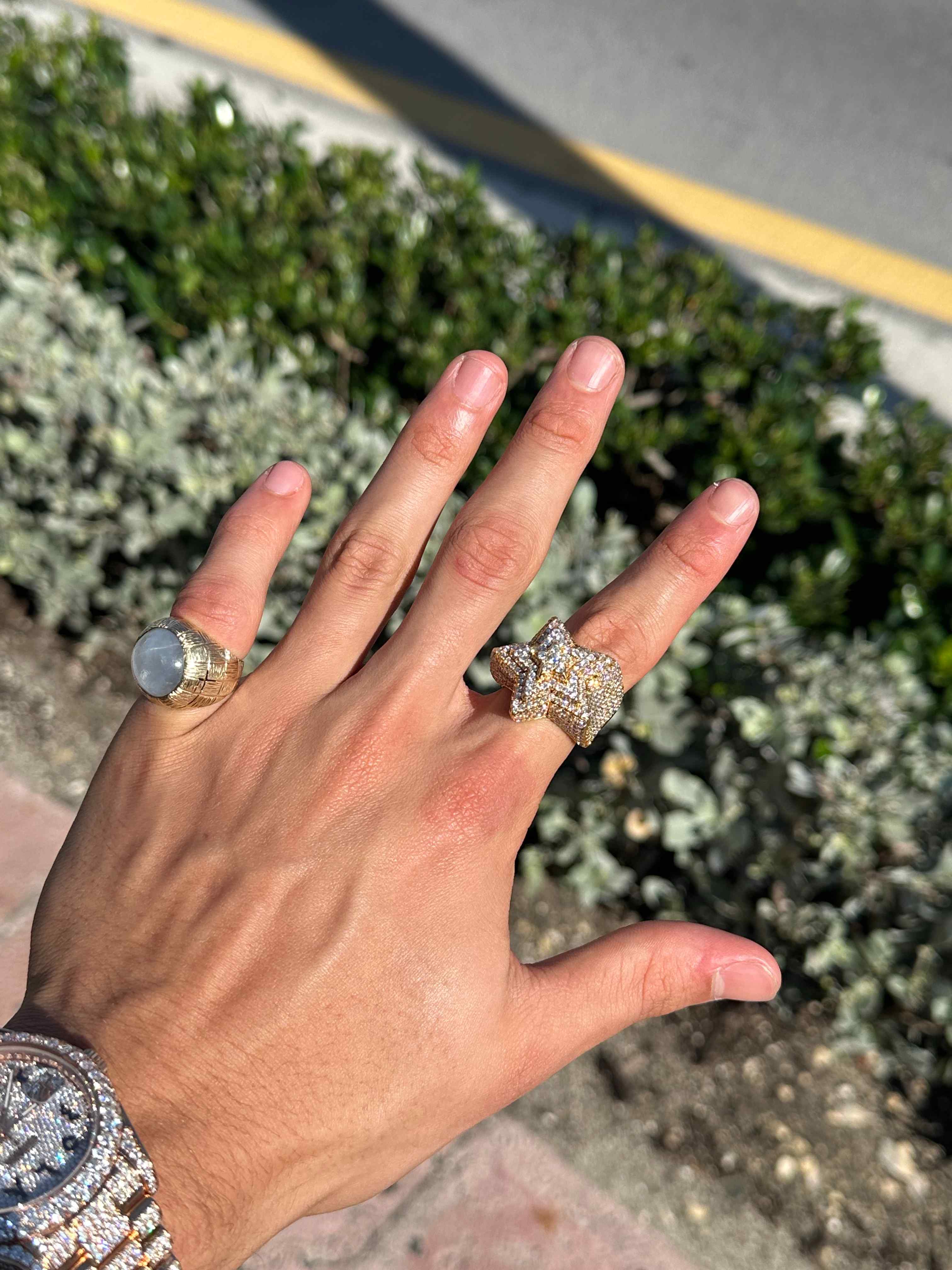 14k Bust Down Star Ring