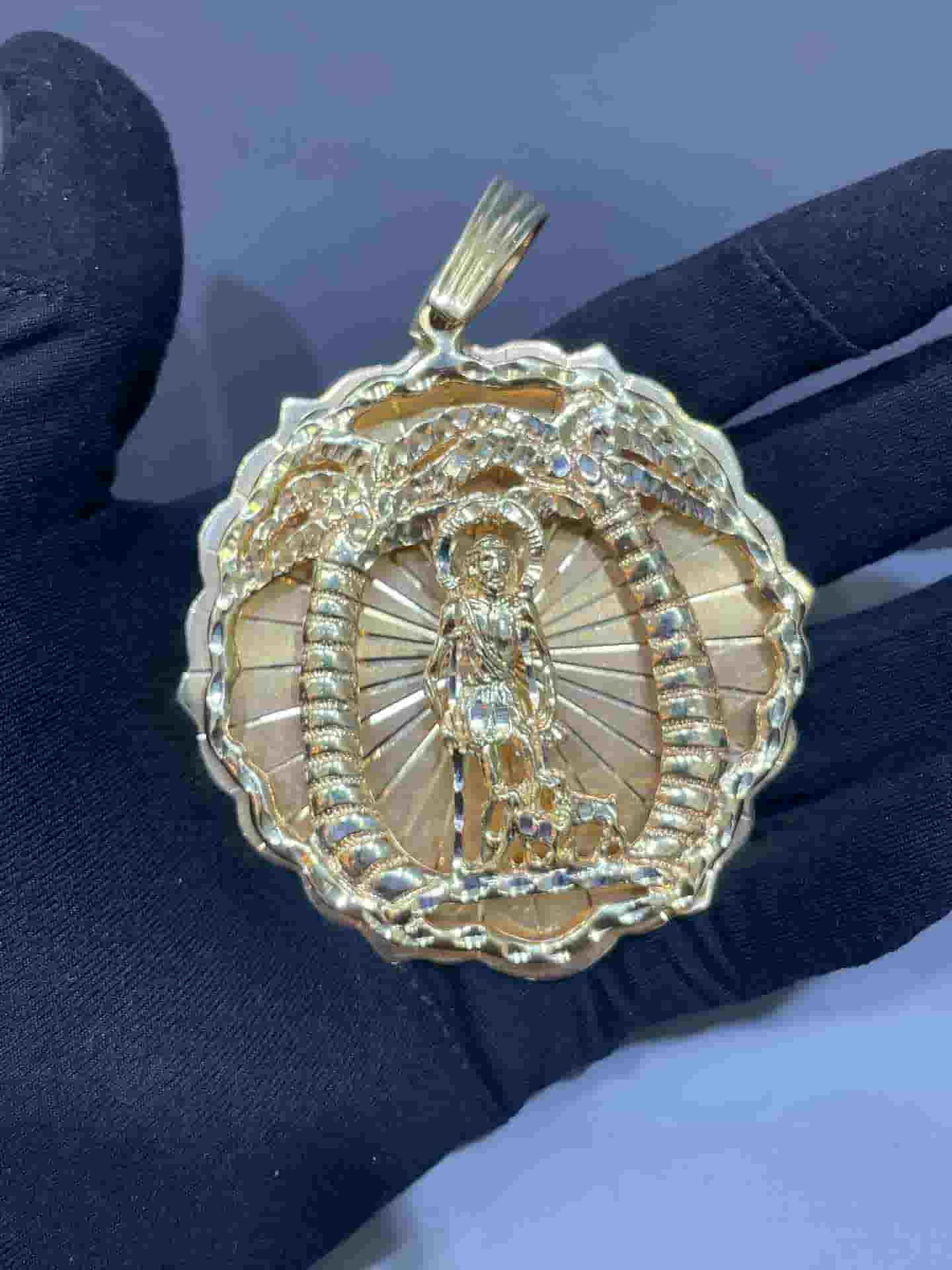 San Lazaro Gold Pendant 10k
