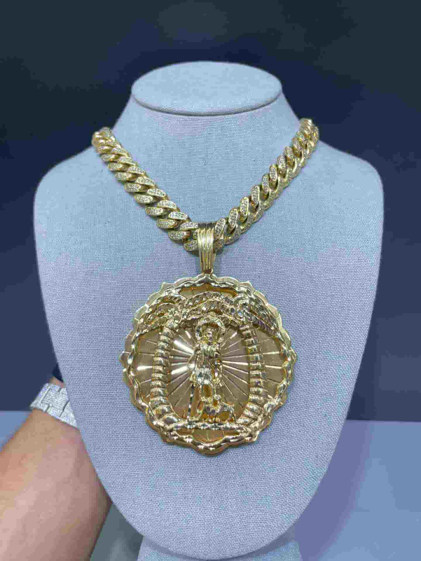 San Lazaro Gold Pendant 10k