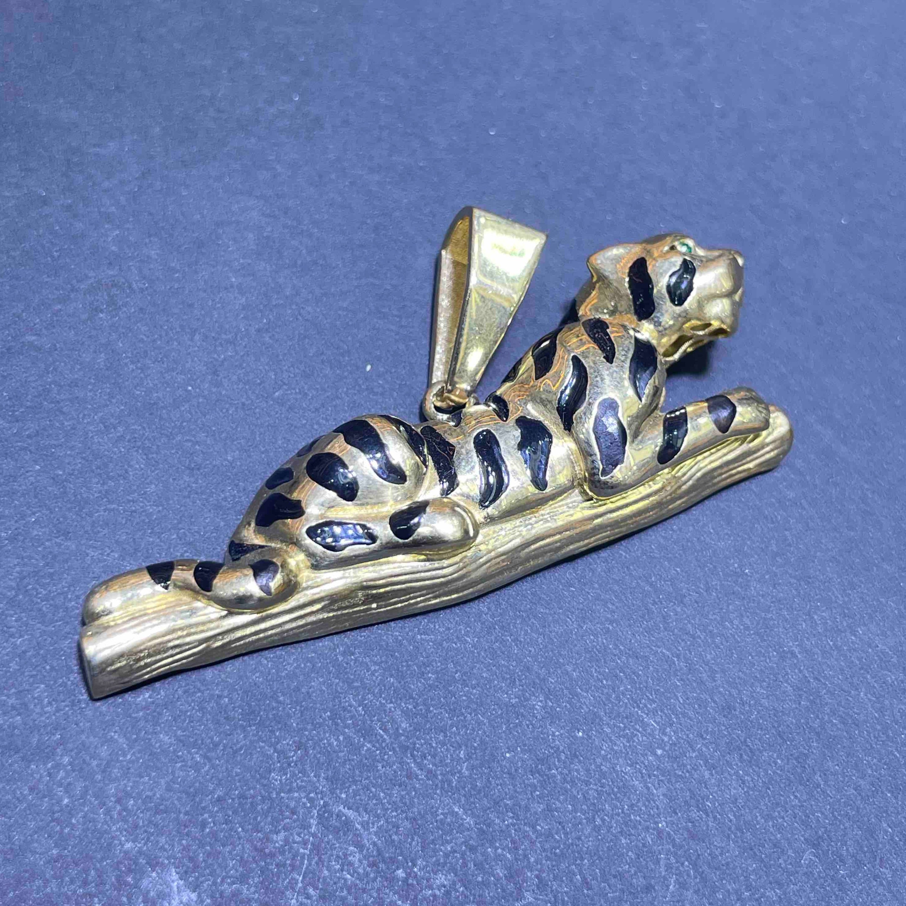 Jaguar Pendant Gold