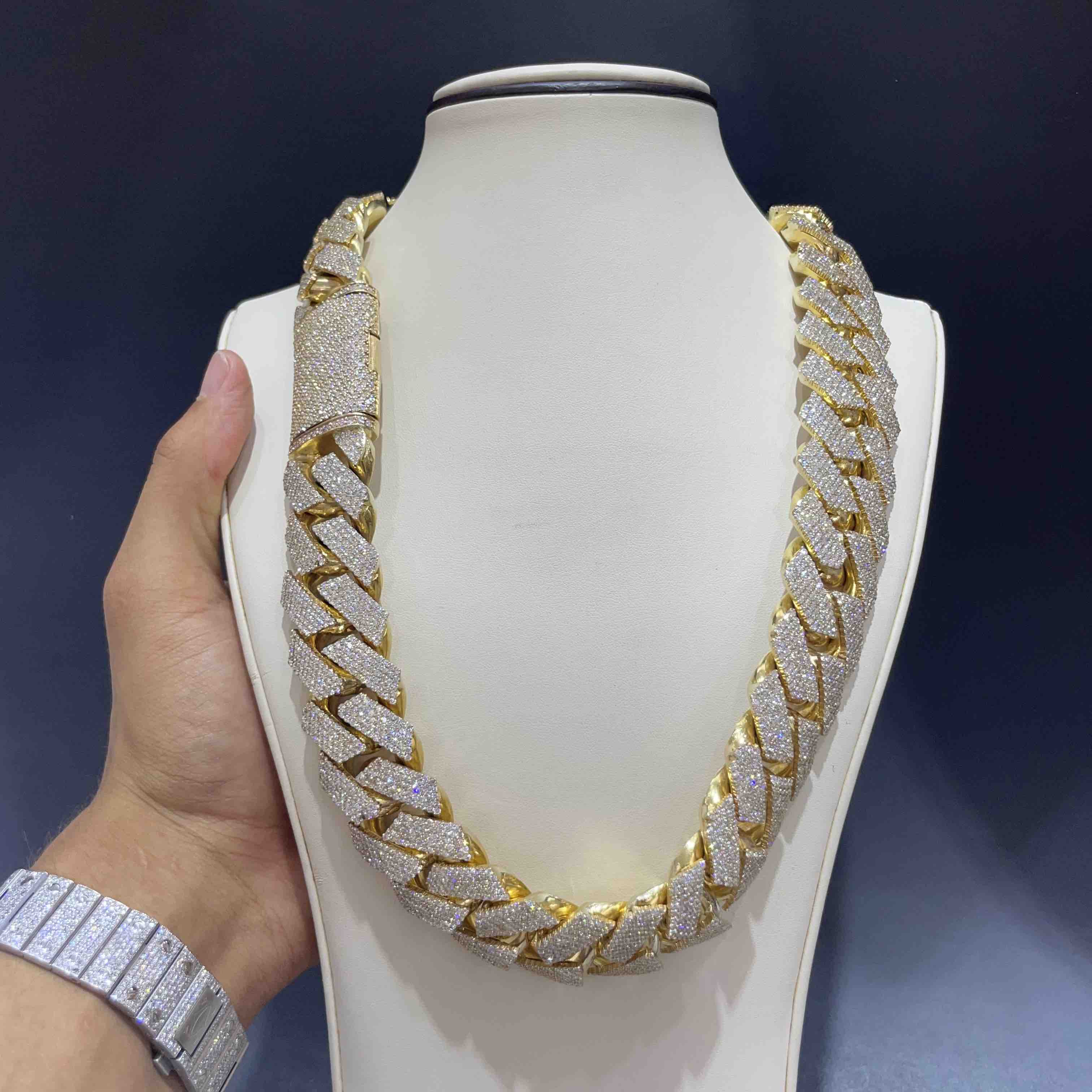 BUST DOWN KILO CUBAN LINK CHAIN