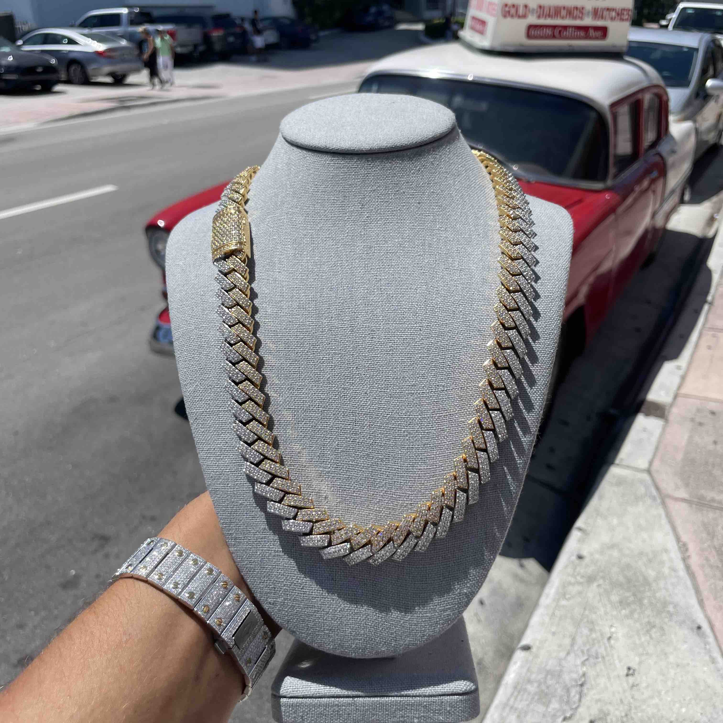 bust down cuban chain vvs
