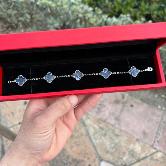 18k White Gold Lapis Lazuli Clover Bracelet