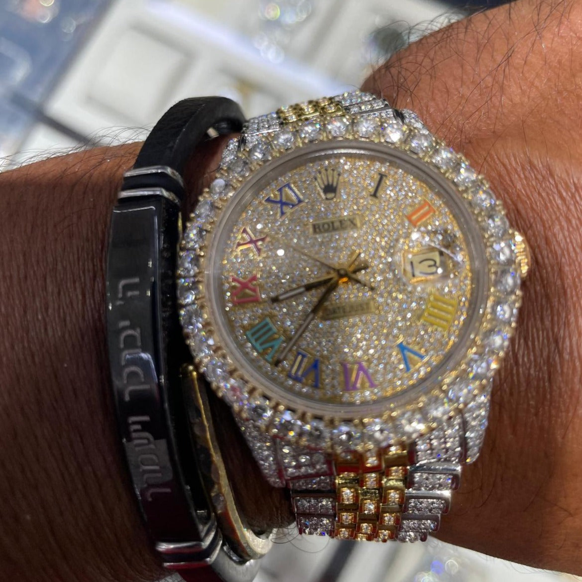 Double Bezel Bust Down