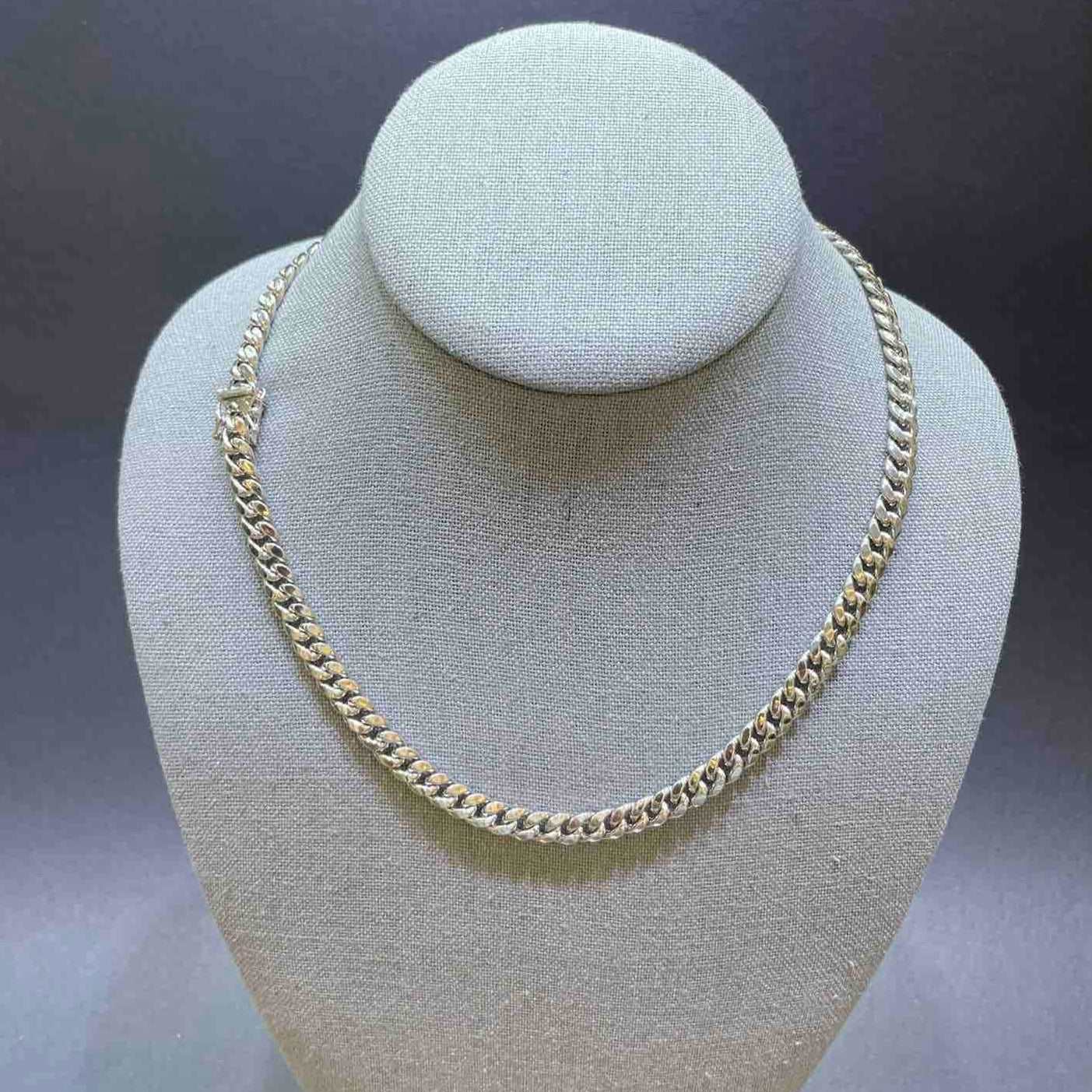 10k White Gold Cuban Link Chain
