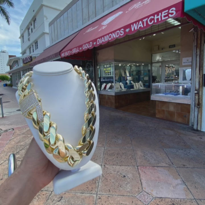 HUGE MONSTER MONACO GOLD CHAIN