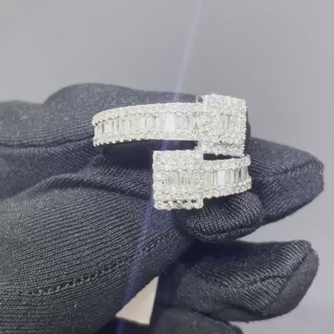 10k BAGUETTE NATURAL DIAMOND RING