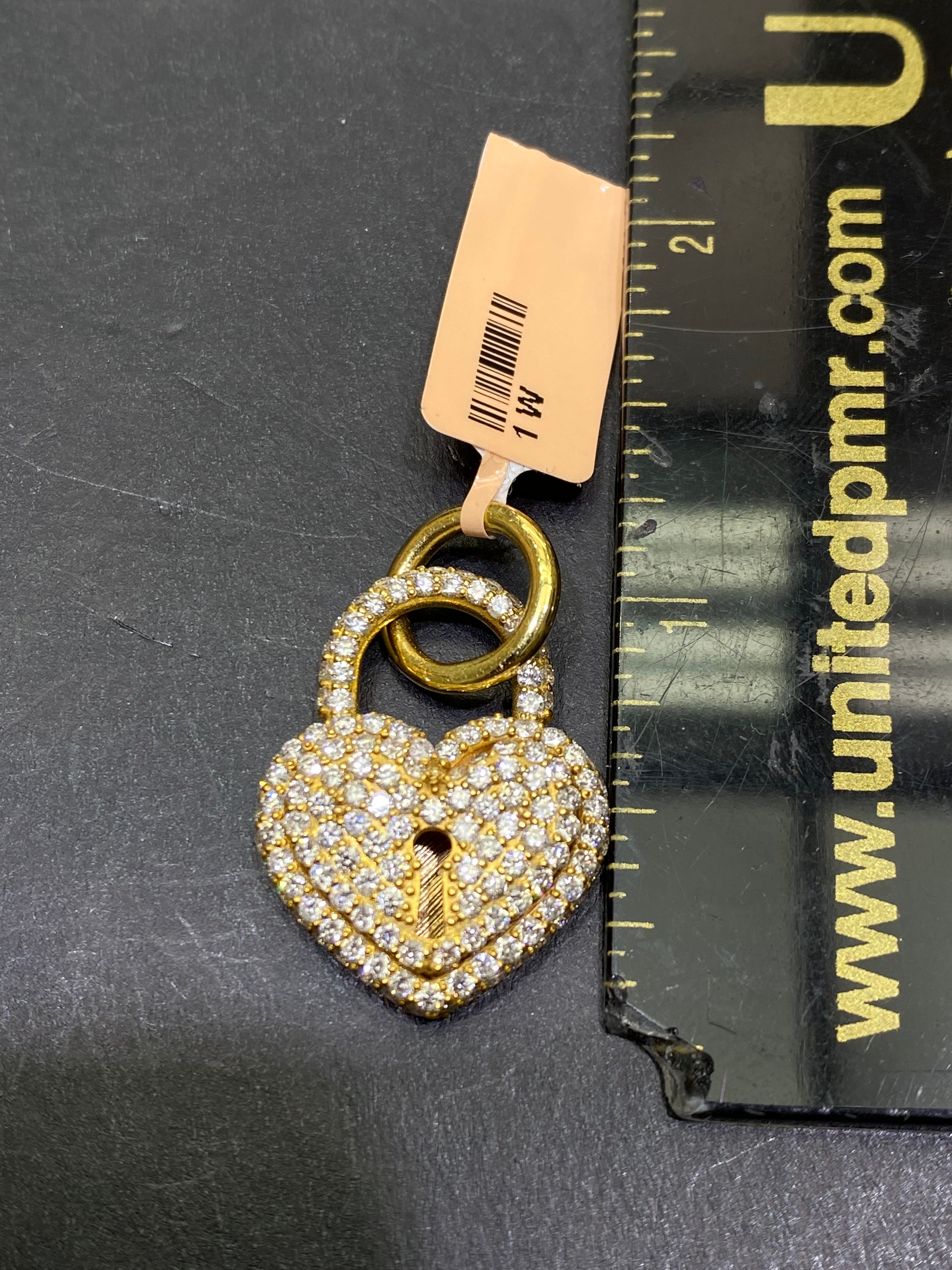 New14k pendant Love ❤️ heart lock Vs1 3cts.t.w..